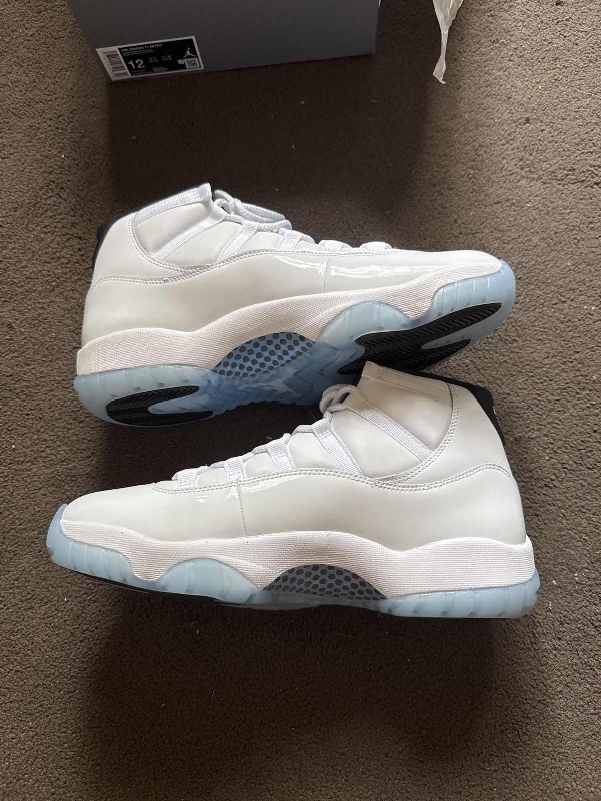 Jordan Brand × Nike Jordan 11 “Columbia” 2024 Size US 12 / EU 45 - 3 Thumbnail
