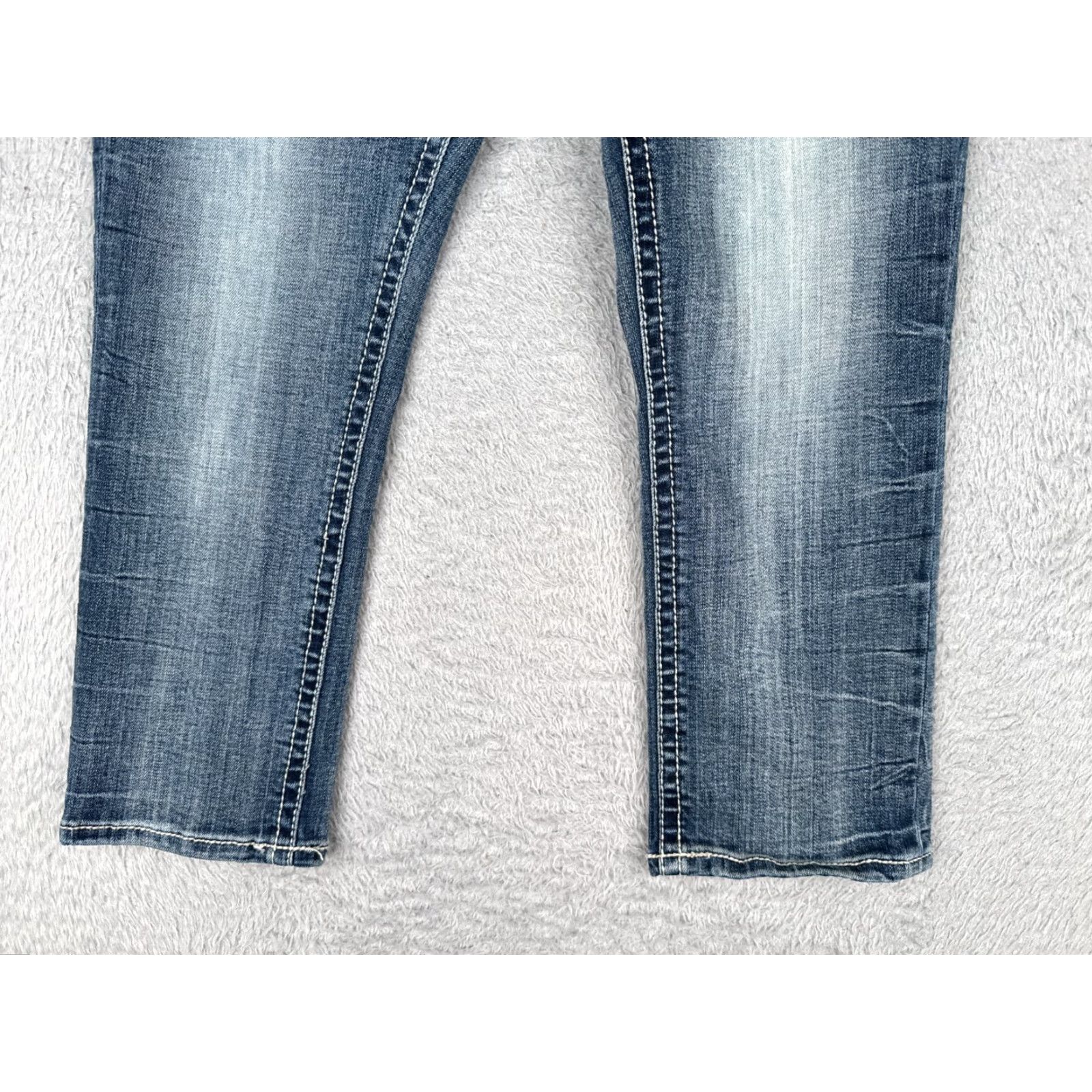 Vintage VINTAGE Daytrip Jeans Womens Blue Denim Virgo Straight Leg Distressed Low Rise 28x24 Womens Jeans 28x24 Blue Virgo Jeans Size 28" / US 6 / IT 42 - 2 Thumbnail