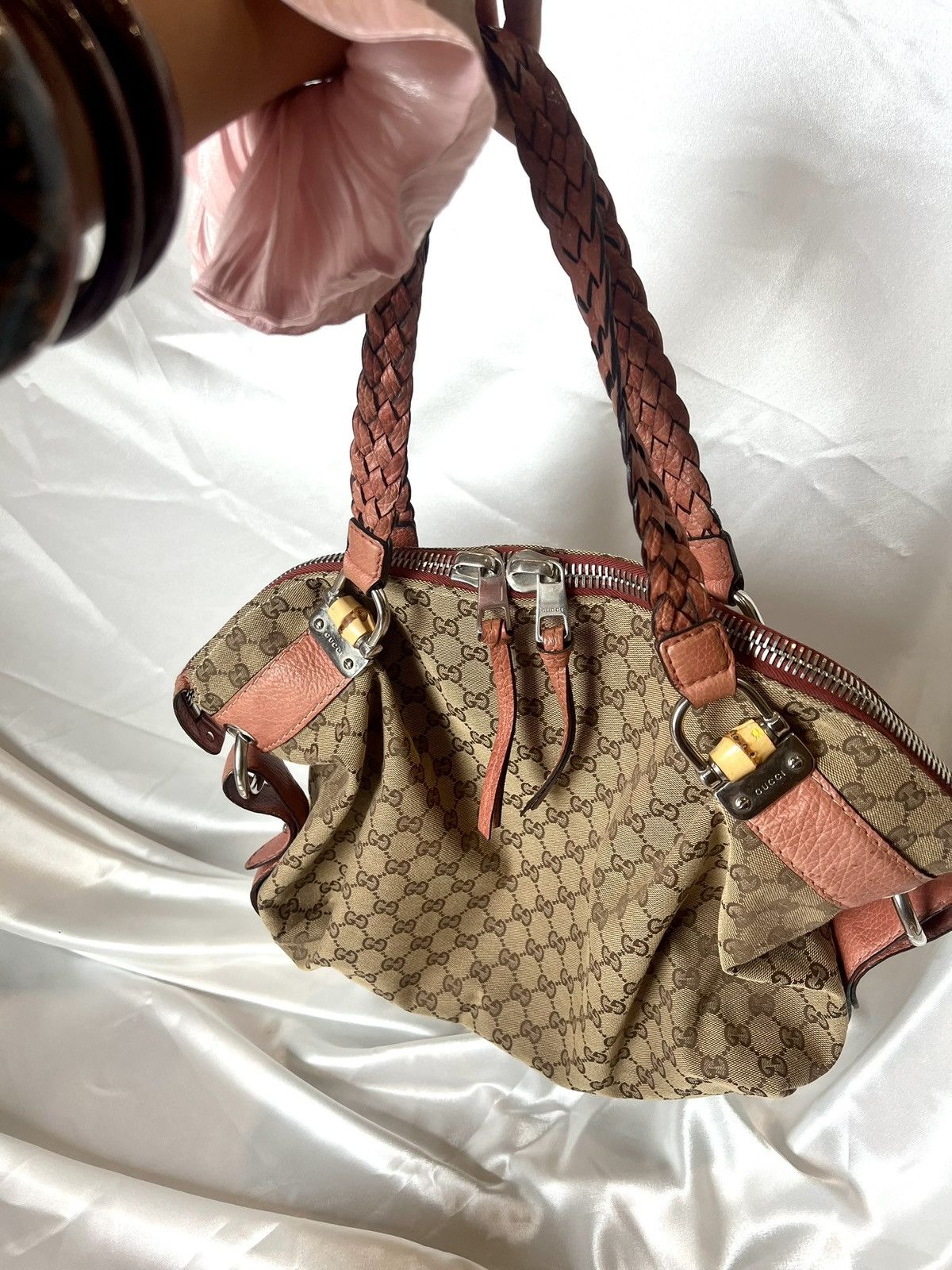 Gucci GUCCI GG Canvas & Leather Bamboo Bar Shoulder Bag Size ONE SIZE - 1 Thumbnail