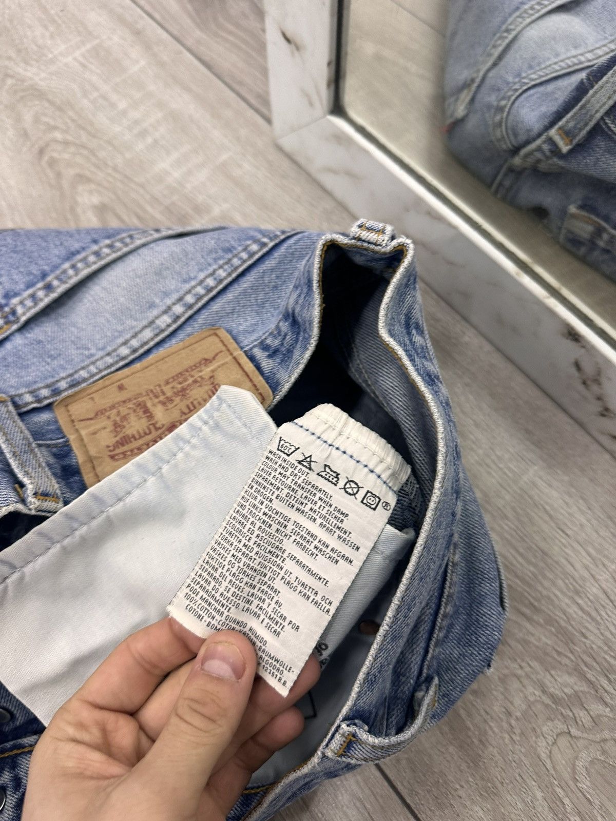 Levi's Levis 501 Vintage 90s Made in UK Denim Jeans Size US 32 / EU 48 - 6 Thumbnail