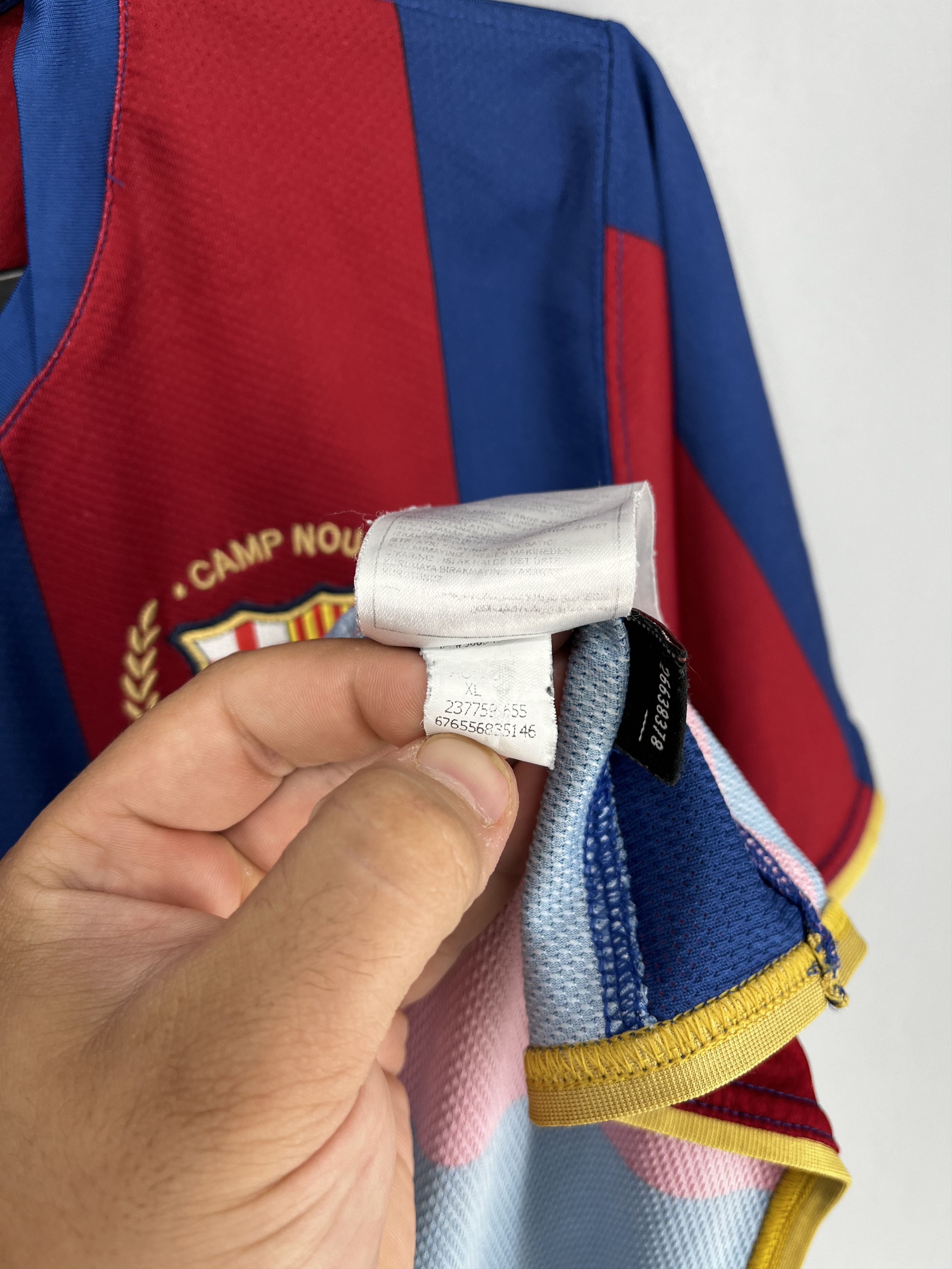Nike Barcelona Nike 2007 Jersey Vintage Y-Shirts Size XL Size US XS / EU 42 / 0 - 14 Thumbnail