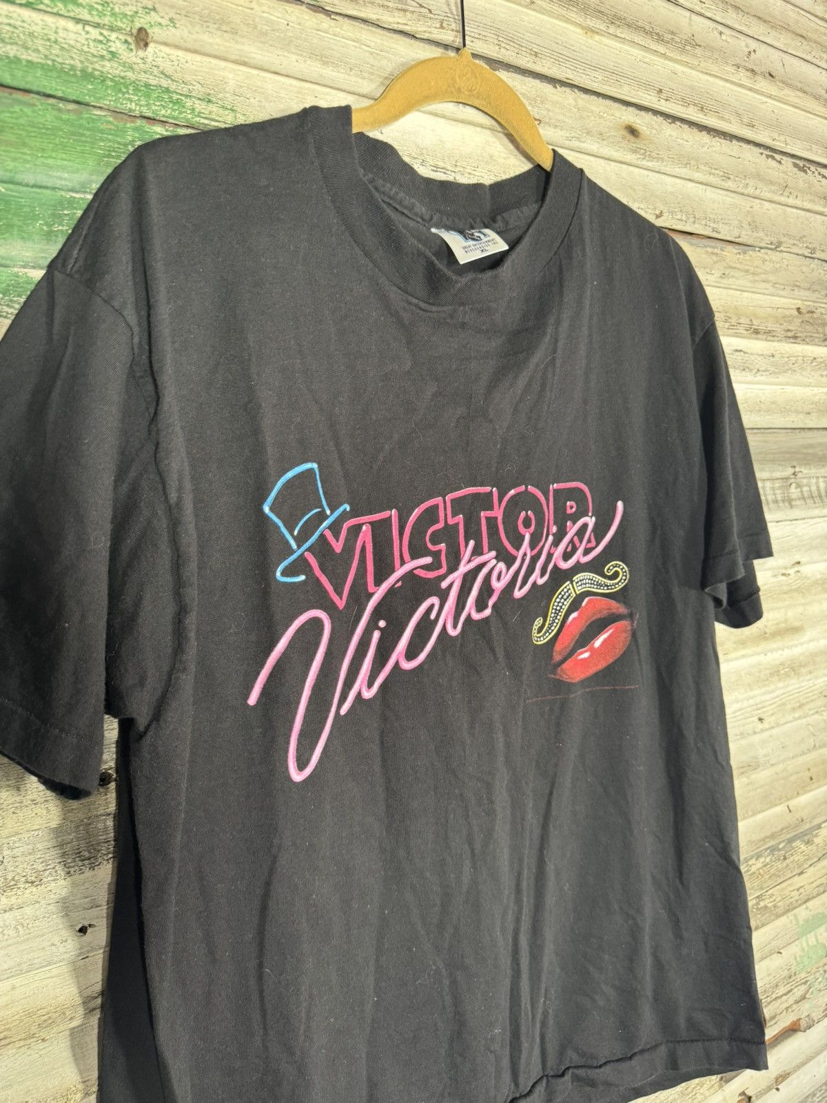 Vintage Vintage Victor Victoria Shirt Size US XL / EU 56 / 4 - 3 Thumbnail