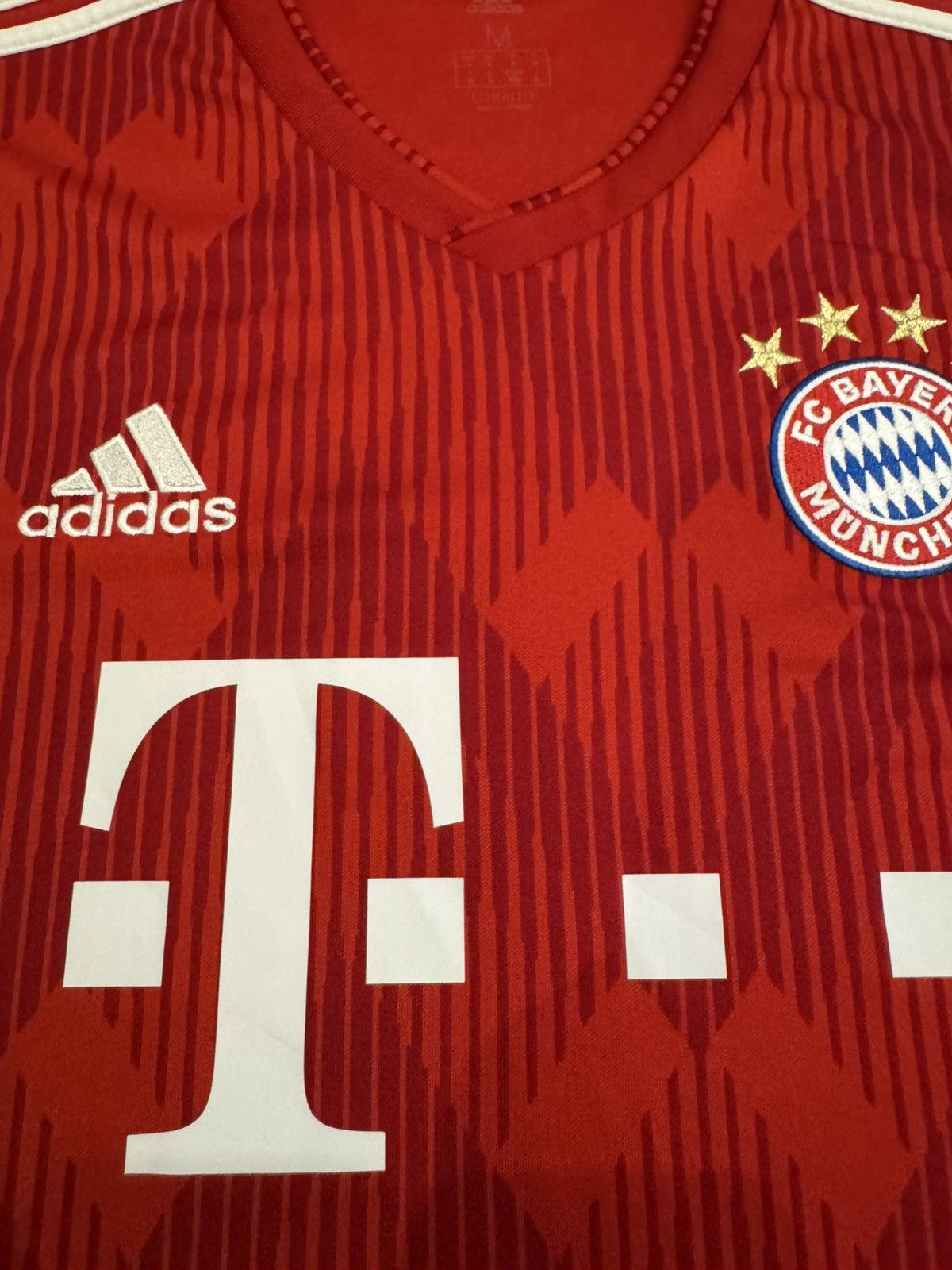 Adidas BAYERN MÜNICH 2018 2019 HOME FOOTBAL SHIRT ADIDAS SIZE M Size US M / EU 48-50 / 2 - 5 Thumbnail