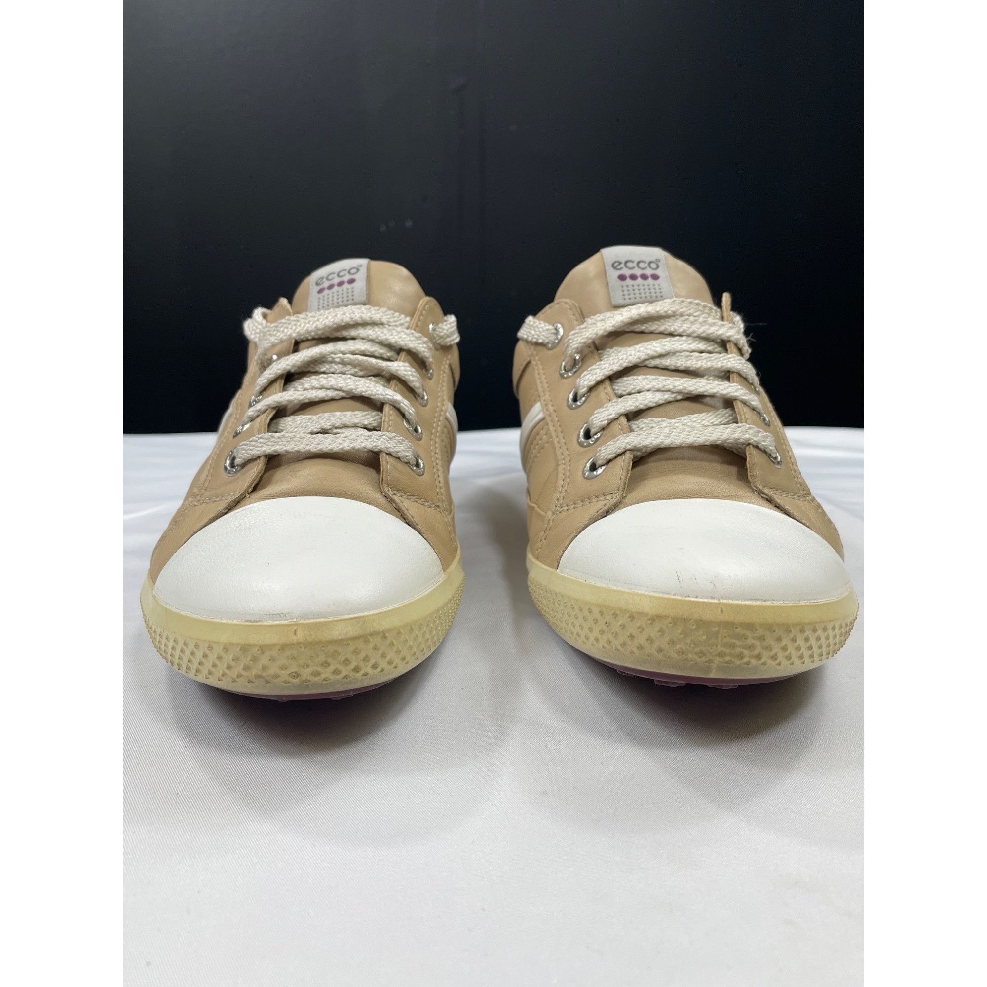 Ecco Ecco SKU 7472 Womens Beige Leather Sneakers Size 38 Size US 8 / IT 38 - 4 Thumbnail