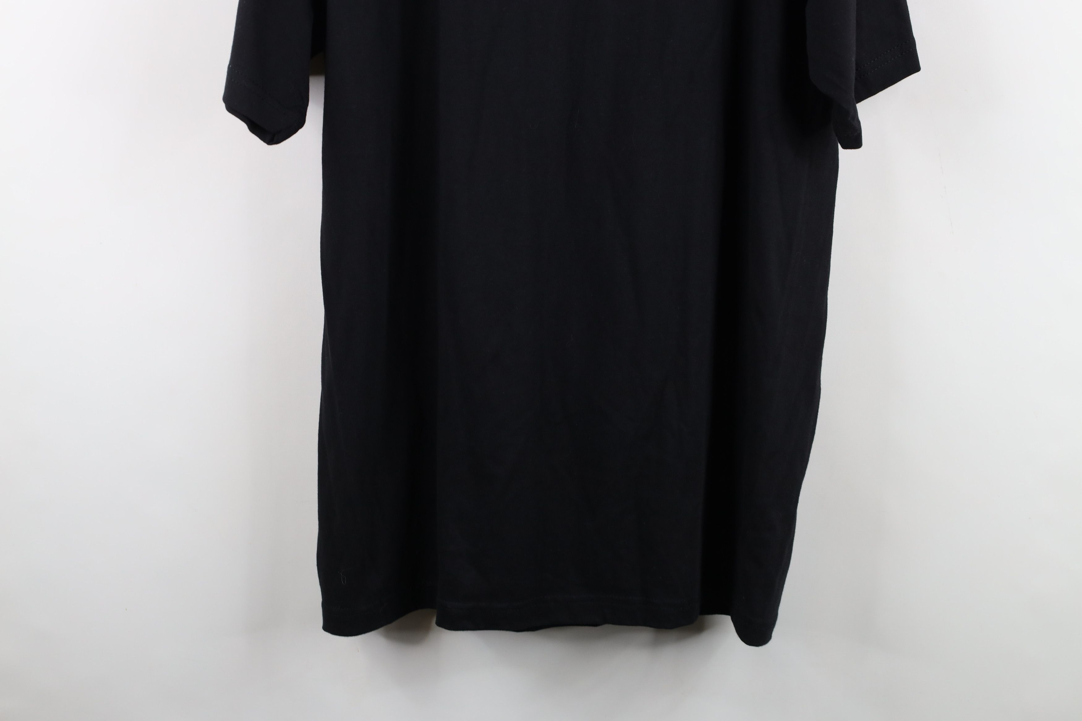 Vintage Deadstock Vintage Y2K Ford Motor Co Mustang Car T-Shirt Size US L / EU 52-54 / 3 - 12 Thumbnail