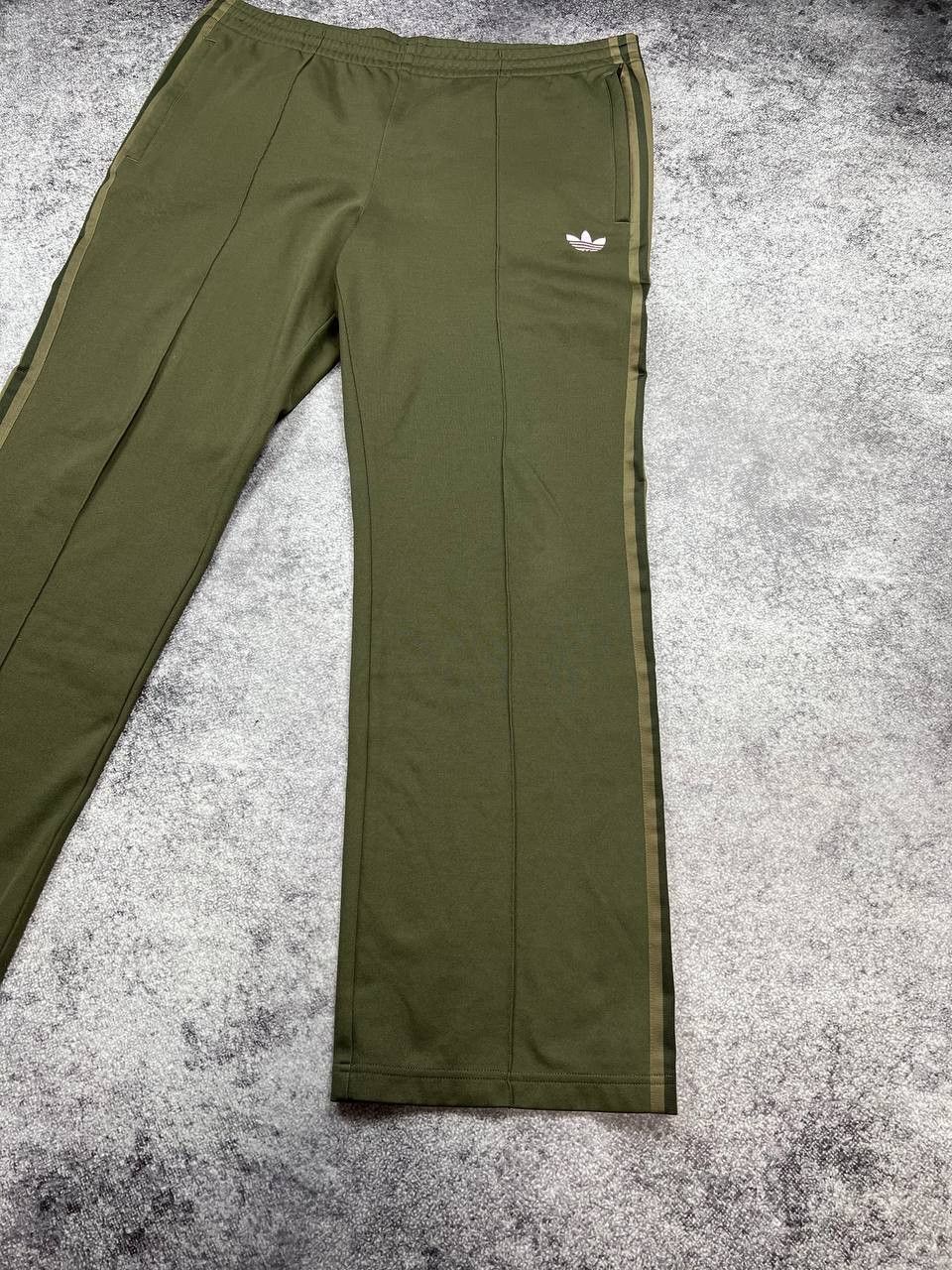 Adidas Vintage Adidas Firebird Baggy Y2K Size US L / EU 52-54 / 3 - 7 Thumbnail
