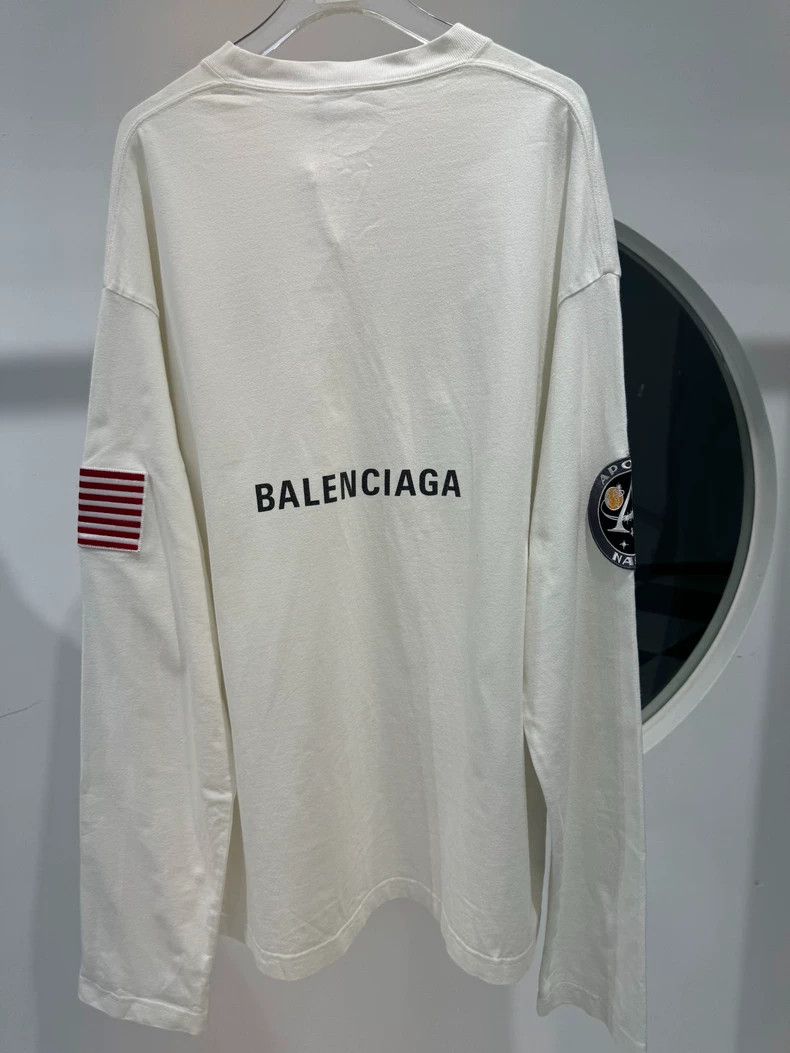 Balenciaga Balenciaga NASA Collab White Sweatshirt XS Size 99 New Size US XS / EU 42 / 0 - 2 Thumbnail