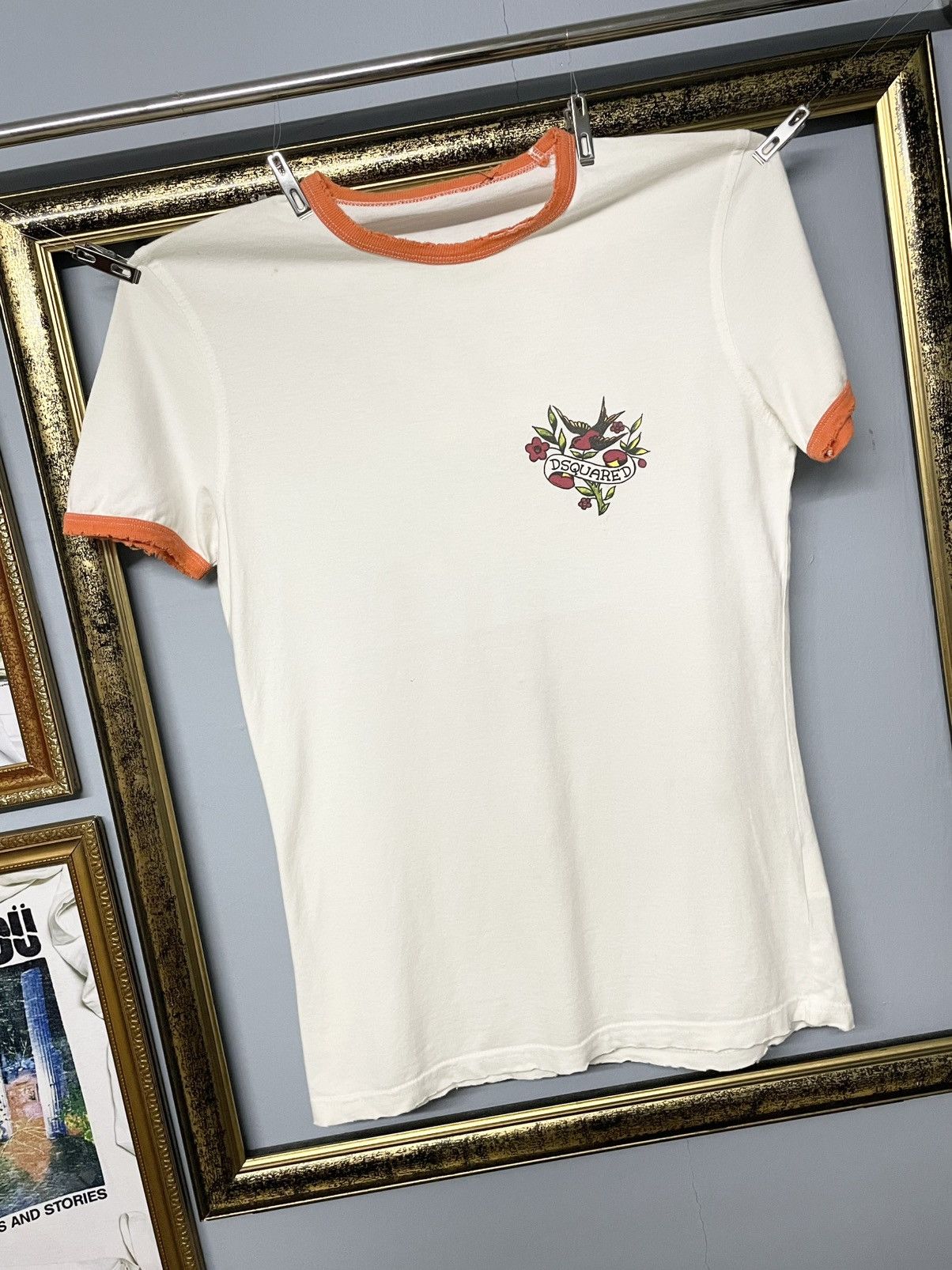 Dsquared2 Vintage Designer Dsquared Hula Dancers Aloha Hawai Tshirt Size US XS / EU 42 / 0 - 7 Thumbnail