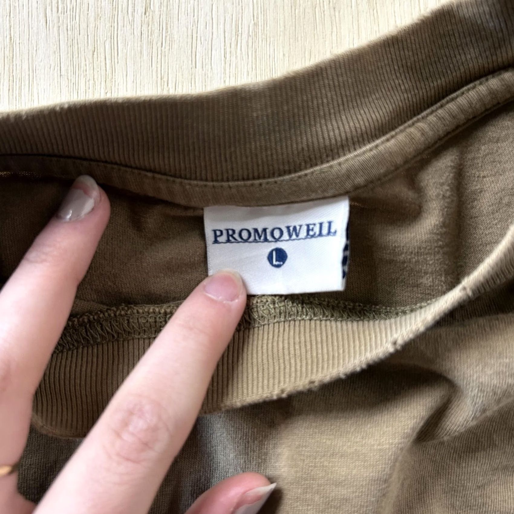 Logo 7 VINTAGE PROMOWEIL Mens Large Brown Camouflage Swish Army Logo Short Sleeve Tee Size US 33 - 3 Thumbnail