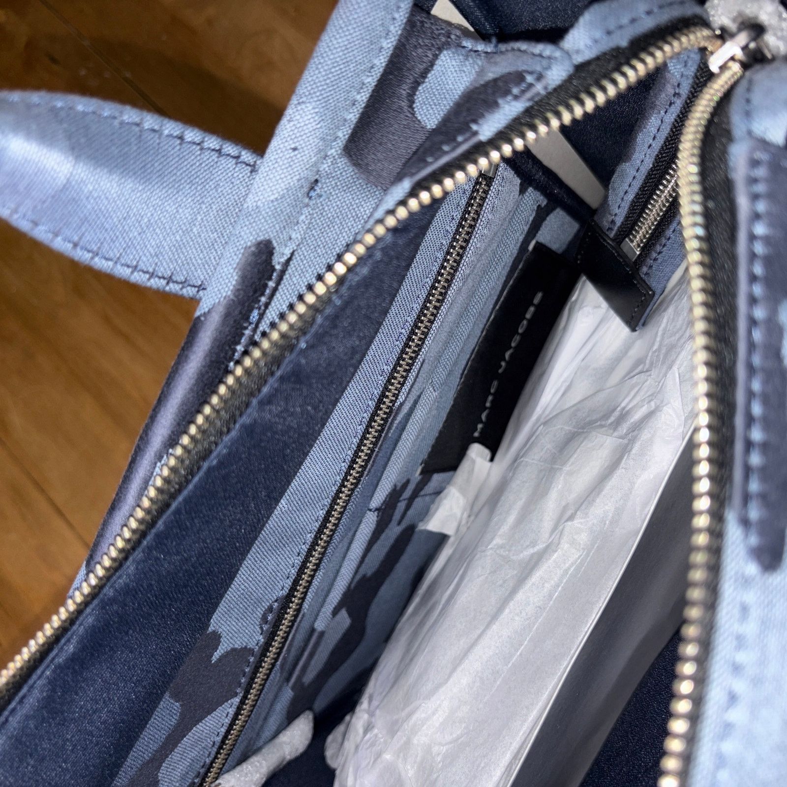 Marc Jacobs NWT Marc Jacobs The Camo Jacquard Medium Tote Bag BLue NEW Size ONE SIZE - 6 Thumbnail