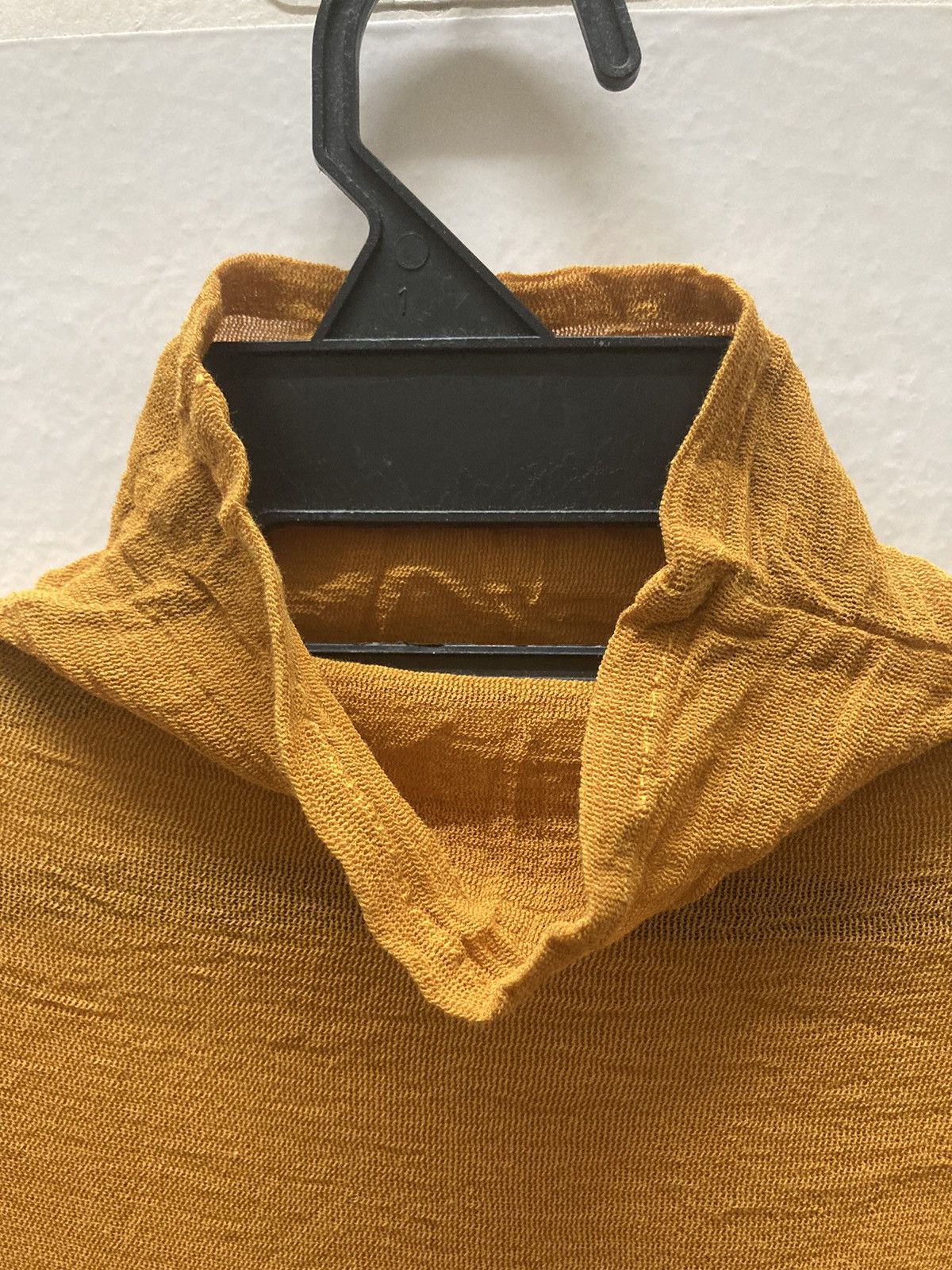 Designer × Issey Miyake × Japanese Brand ISSEY MIYAKE Permanente Brown Pleats High Neck Long Sleeve Size S / US 4 / IT 40 - 8 Thumbnail