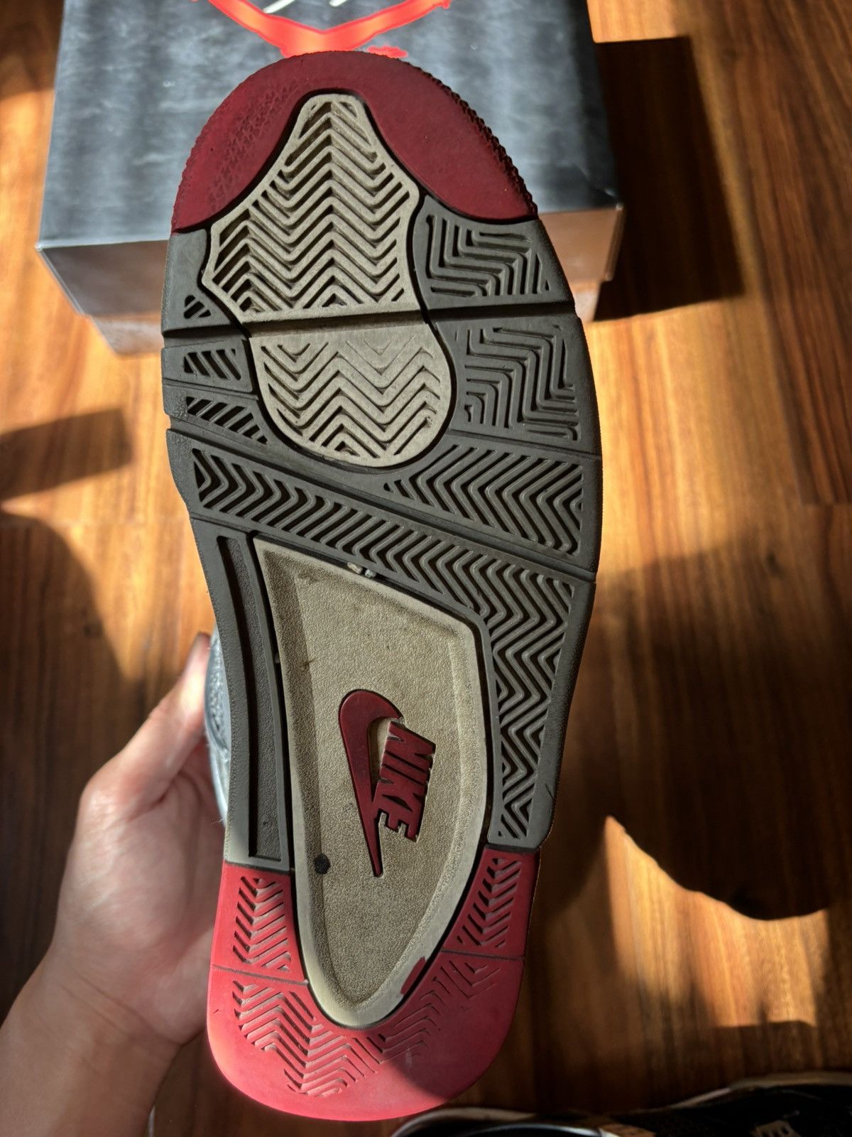 Jordan Brand Jordan 4 Bred 2019 Size US 10 / EU 43 - 5 Thumbnail
