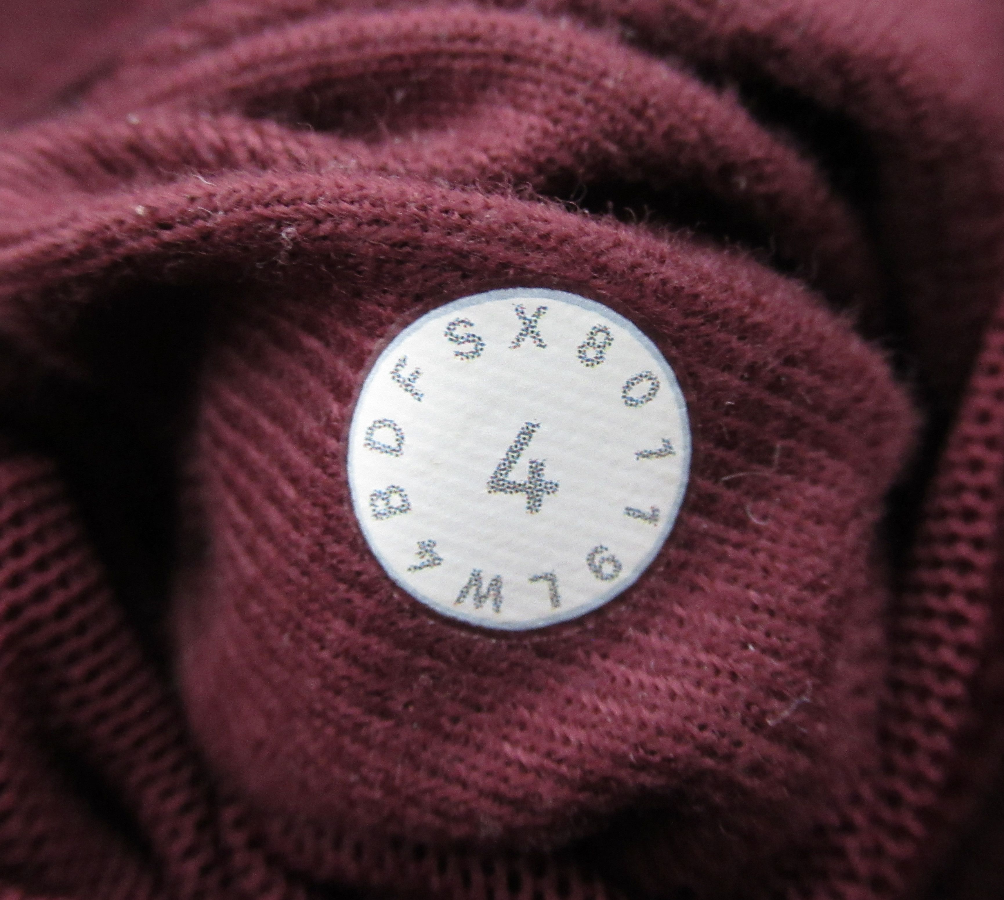 Lululemon Lululemon Women's Rain Rebel Jacket Deep Ruby Size 4 Size S / US 4 / IT 40 - 6 Thumbnail