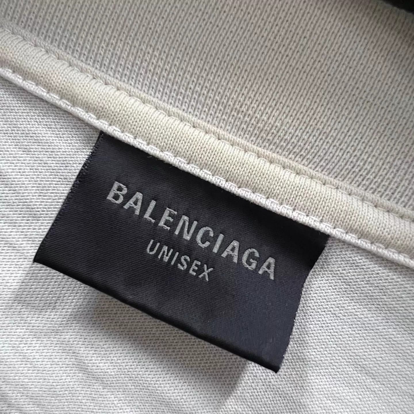 Balenciaga Balenciaga Distressed Embroidered Logo Short Sleeve 3 98 New Size L / US 10 / IT 46 - 2 Thumbnail
