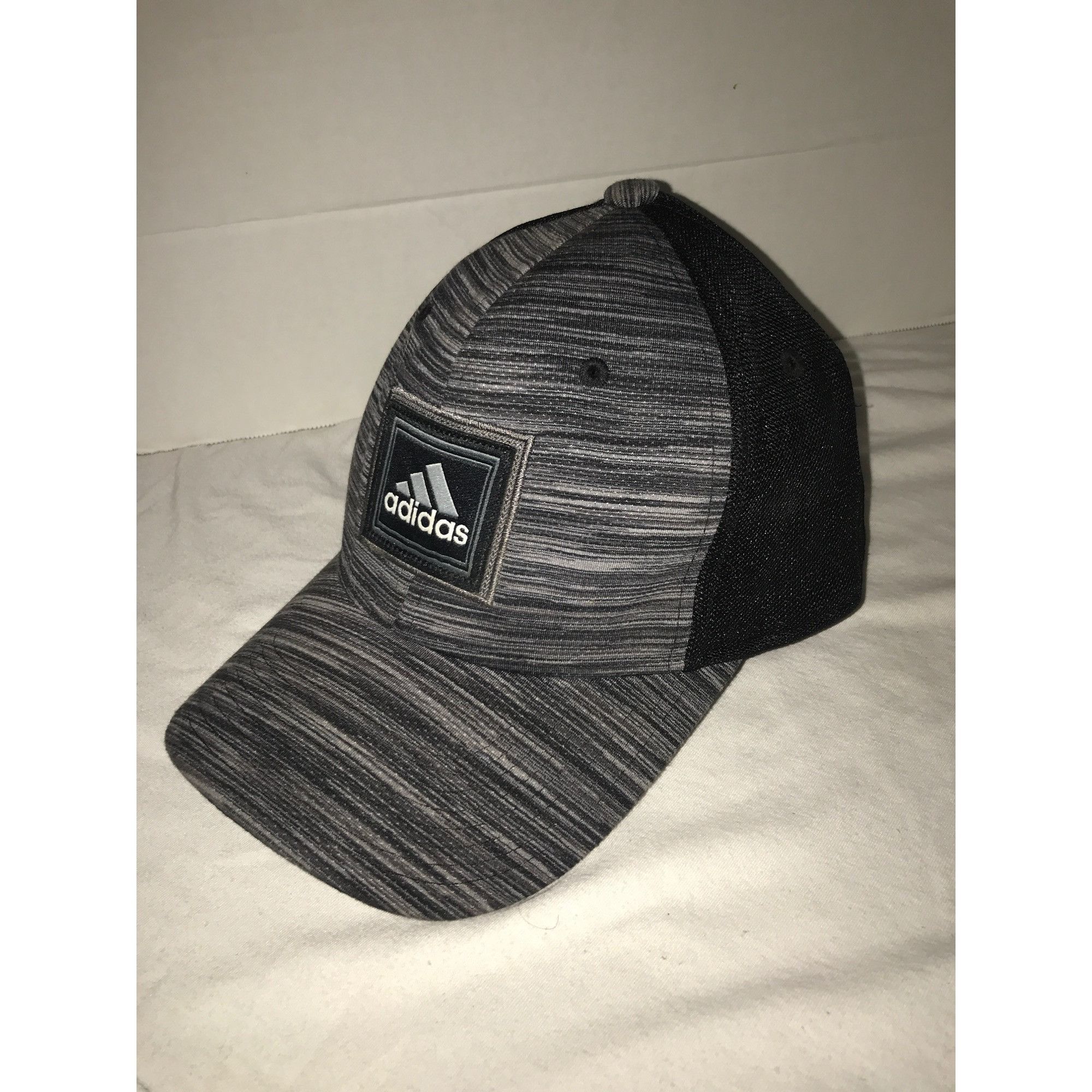 Adidas Adidas Black & Gray Flexfit Fitted Breathable Baseball Cap Size ONE SIZE - 2 Thumbnail