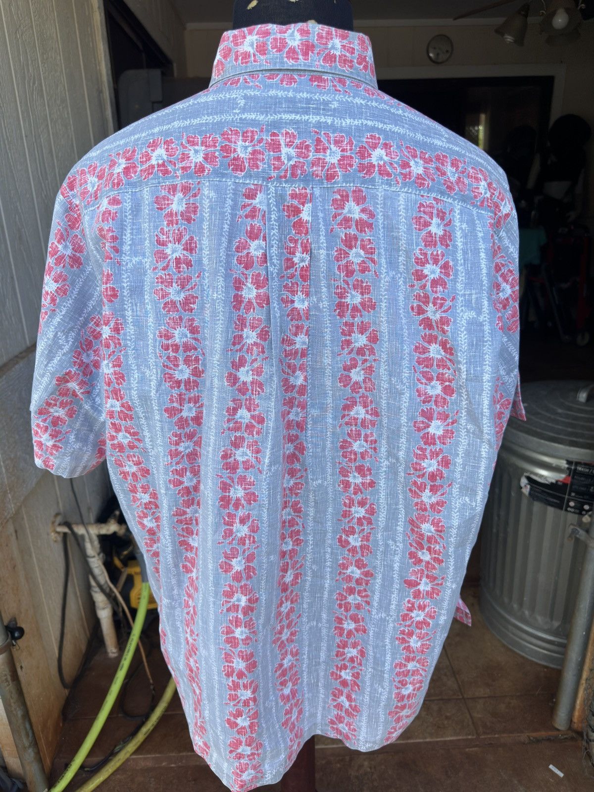 Other PreOwned Kahala Blue/Red Hawaiian Print Men's XL Full Button Size US XL / EU 56 / 4 - 2 Thumbnail
