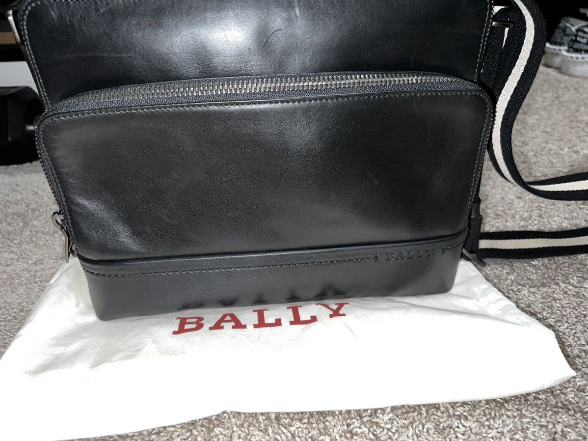 Bally Bally Messenger Bag Size ONE SIZE - 2 Thumbnail