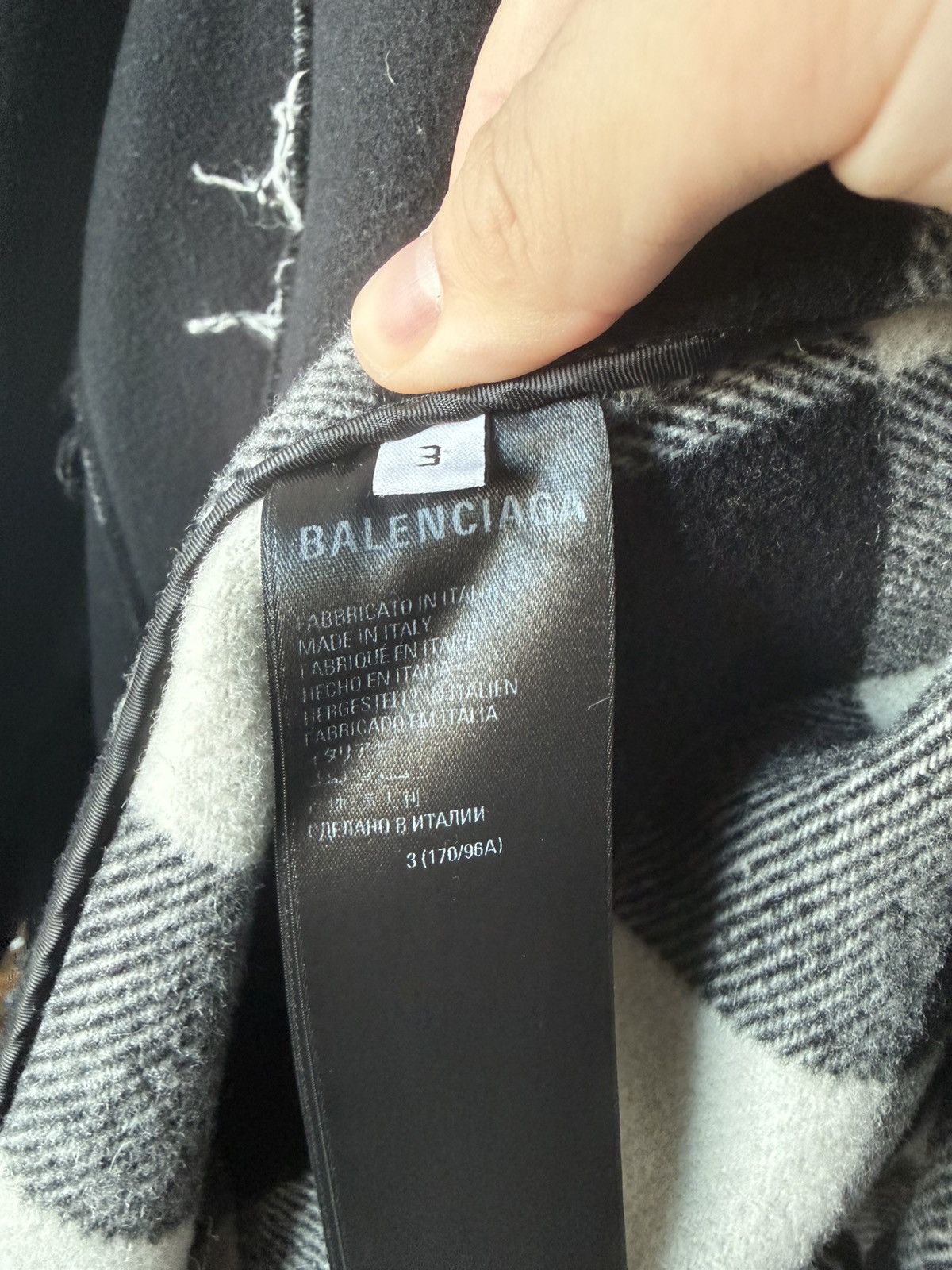 Balenciaga Balenciaga Raw Edge Coat Size US M / EU 48-50 / 2 - 3 Thumbnail