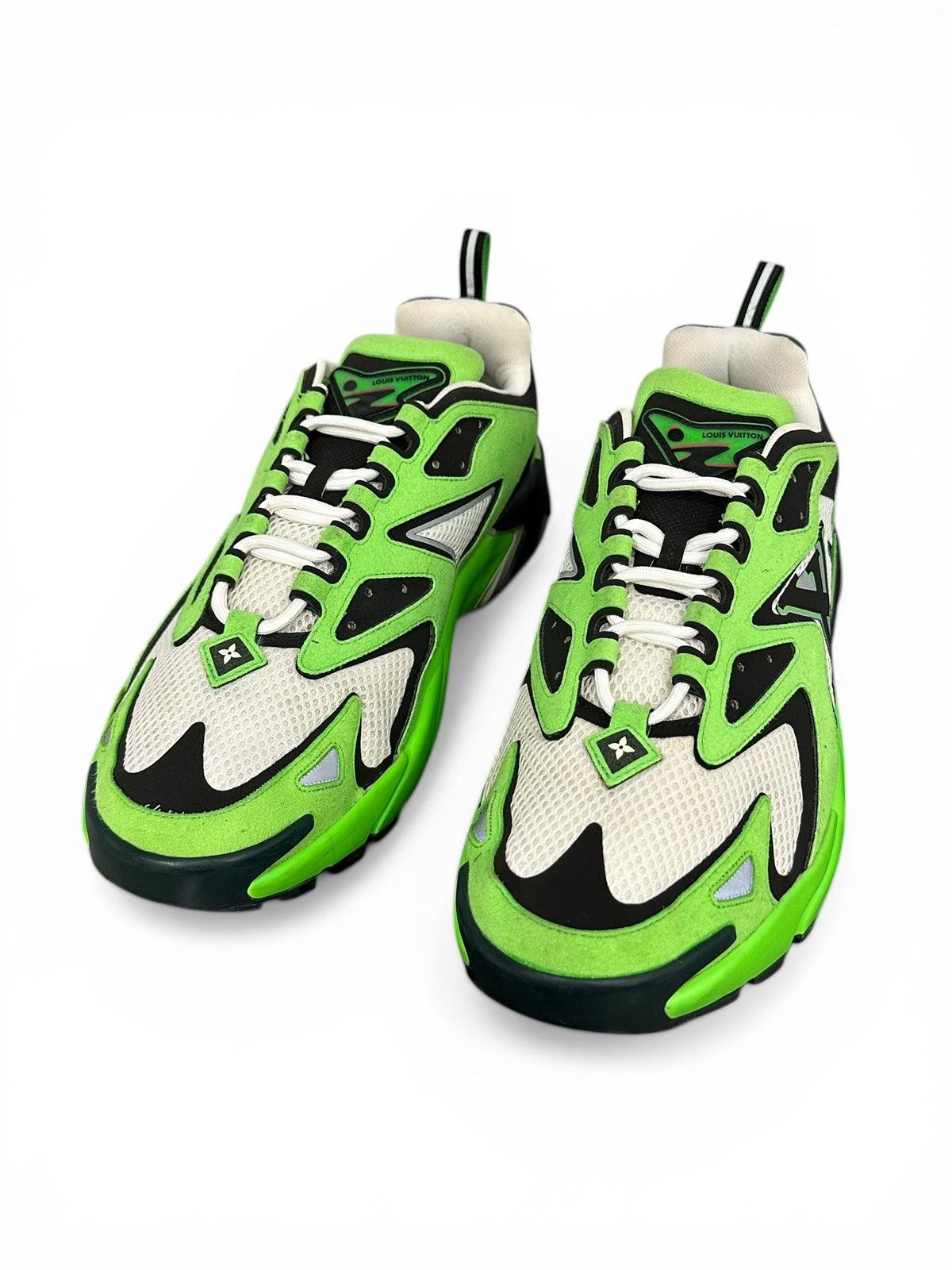 Louis Vuitton LV Runner Tatic White & Green Sneakers Size 8LV (9.5US) Size US 9.5 / EU 42-43 - 3 Thumbnail
