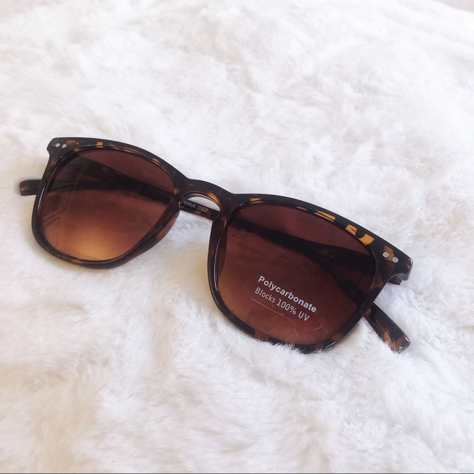 Other Jessica Brown Classic Aviators Oval Sunglasses Size ONE SIZE - 1 Thumbnail