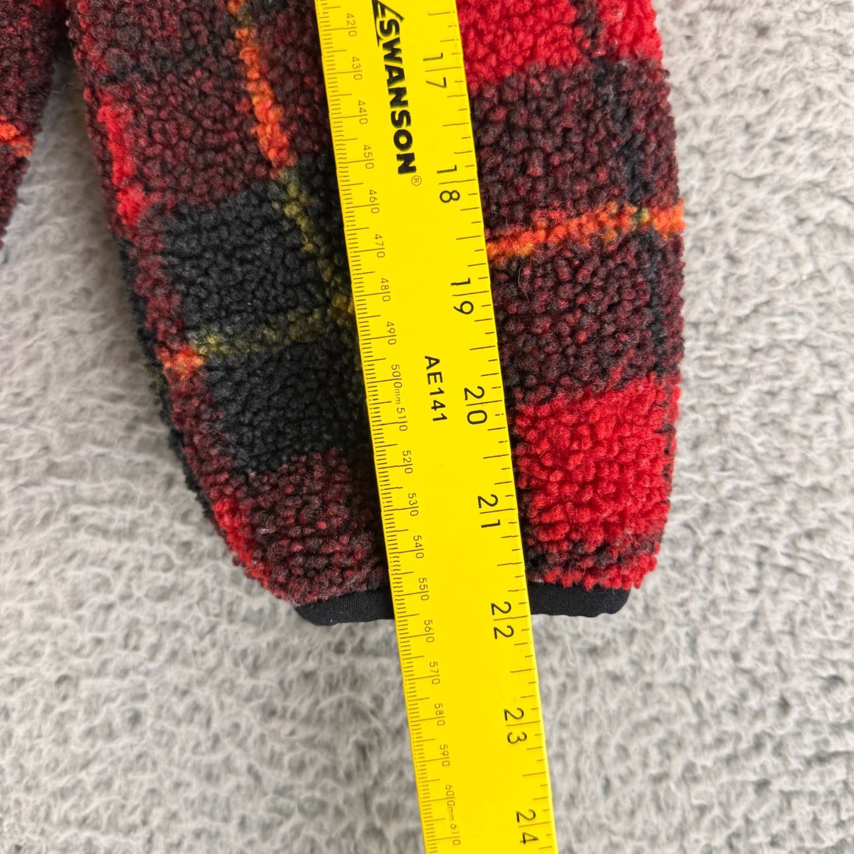 Uniqlo Uniqlo JW Anderson Fleece Jacket Womens Small Red Plaid Full Zip Hooded LS Size S / US 4 / IT 40 - 7 Thumbnail