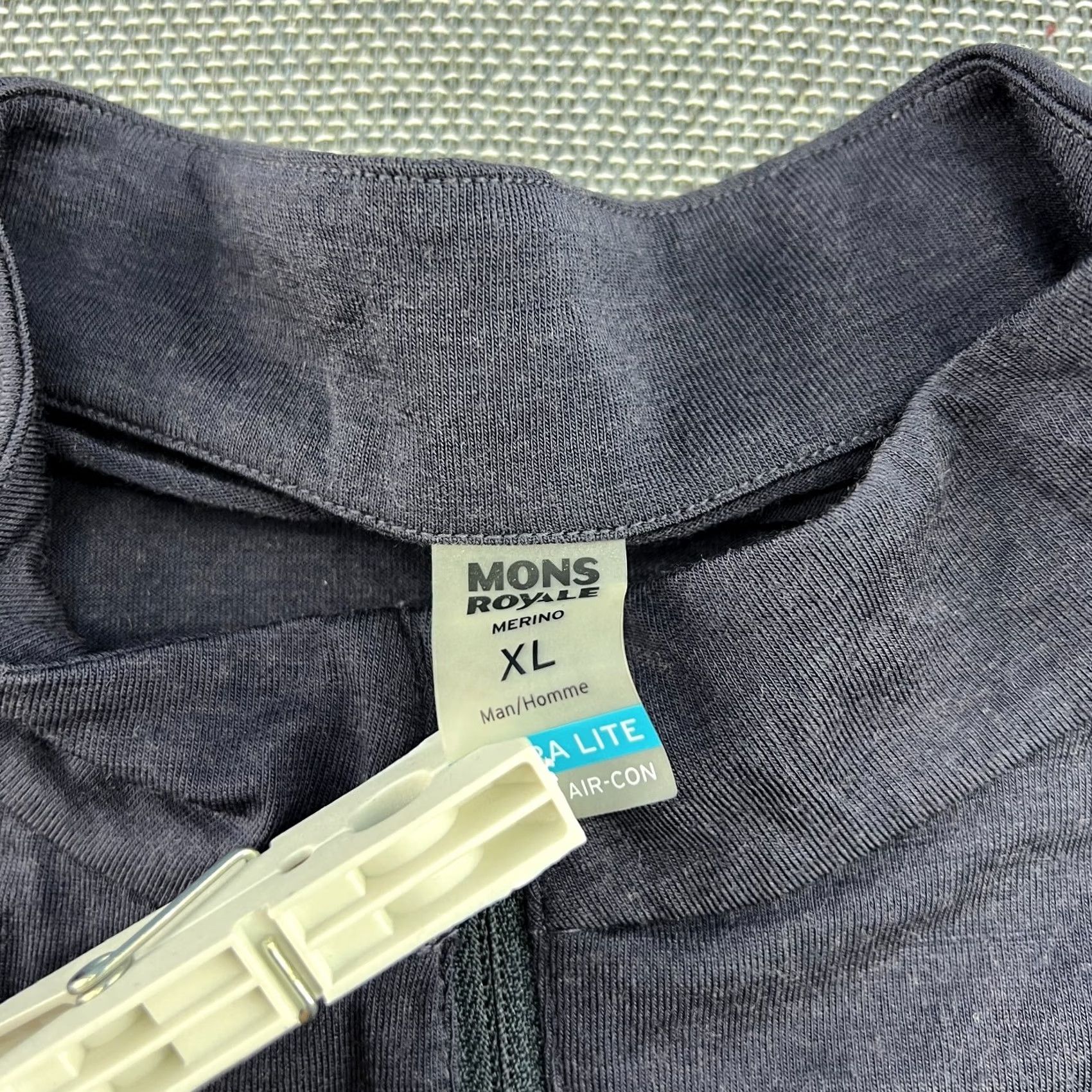 Vintage Mons Royale Base Layer Cycling Shirt Mens XL Merino Wool Air Con Shirt Size US XL / EU 56 / 4 - 4 Thumbnail