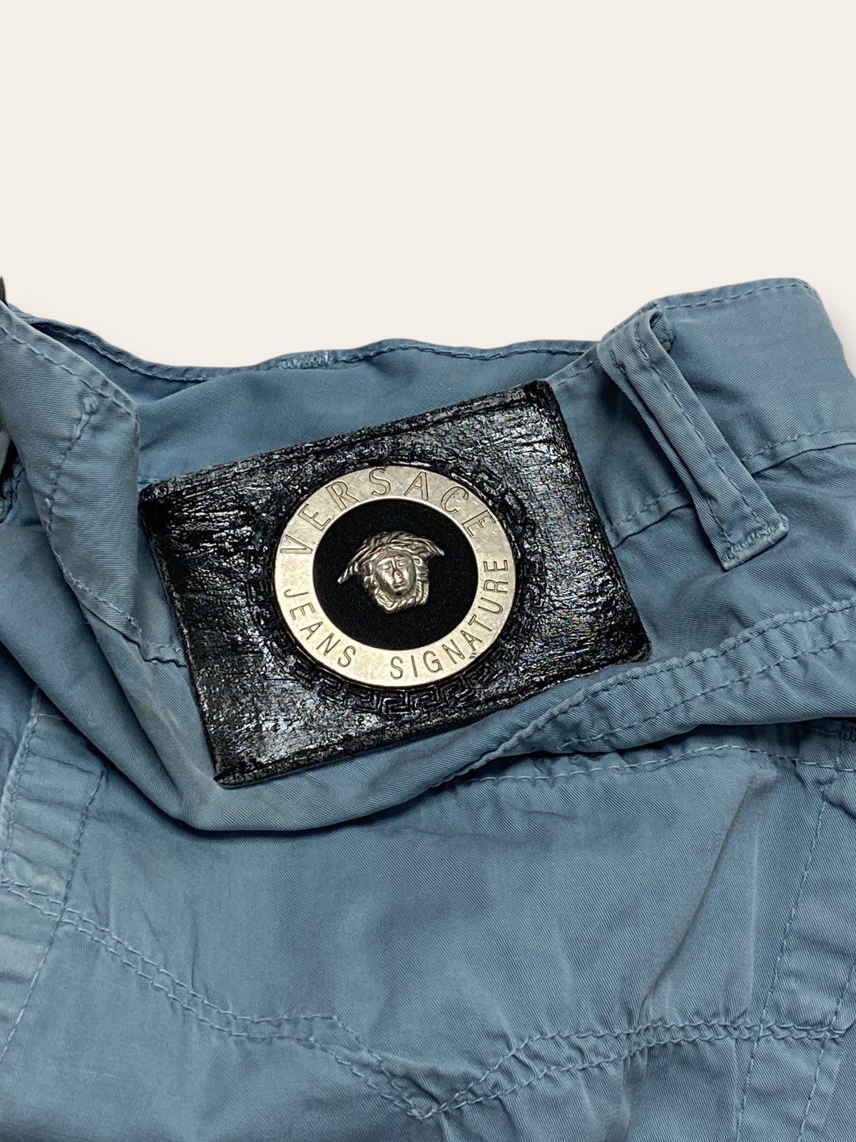 Versace 90s Vintage VERSACE JEANS SIGNATURE Blue Pants Rare Archival Size US 30 / EU 46 - 2 Thumbnail