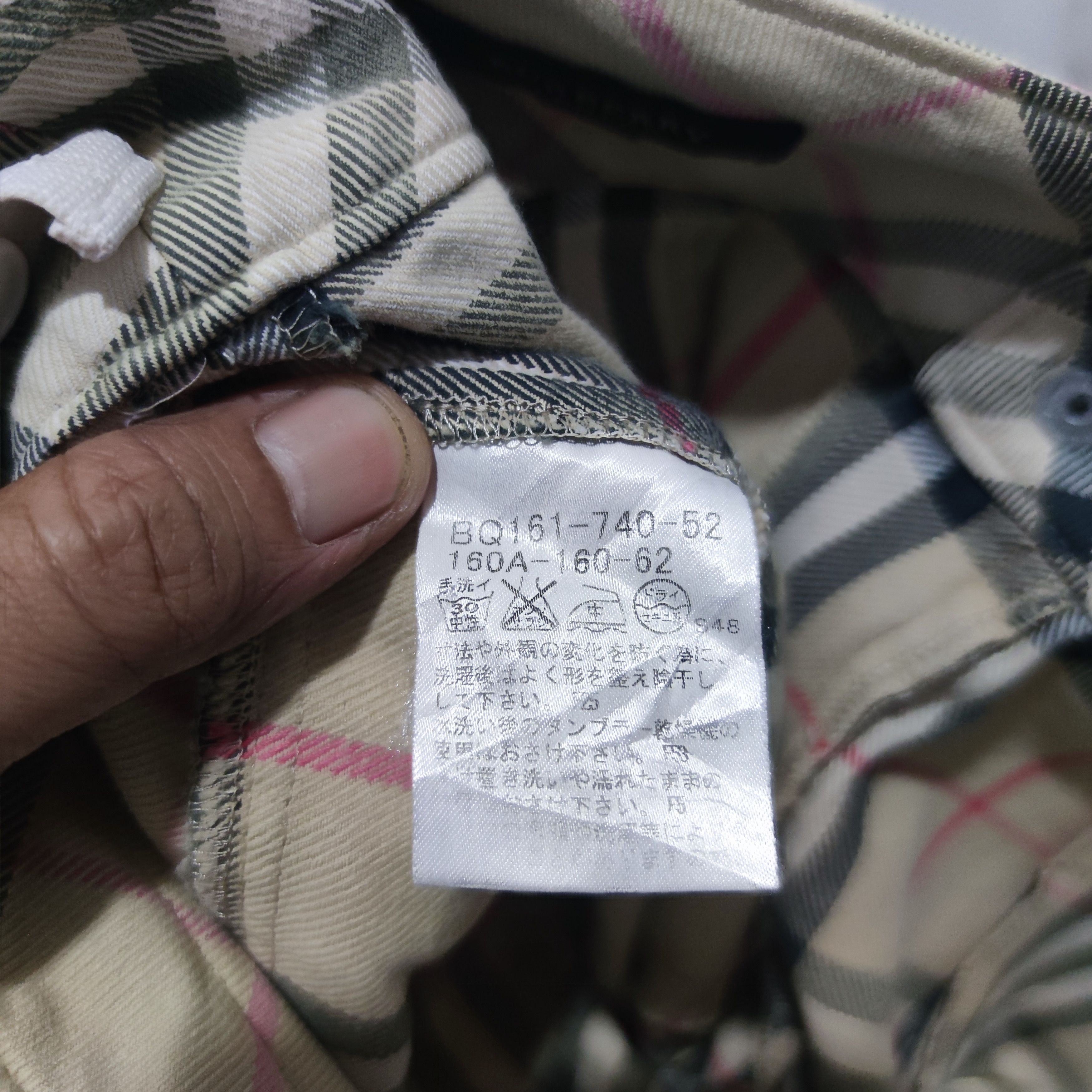 Burberry Vintage Burberry Short Pants Size US 26 / EU 42 - 7 Thumbnail