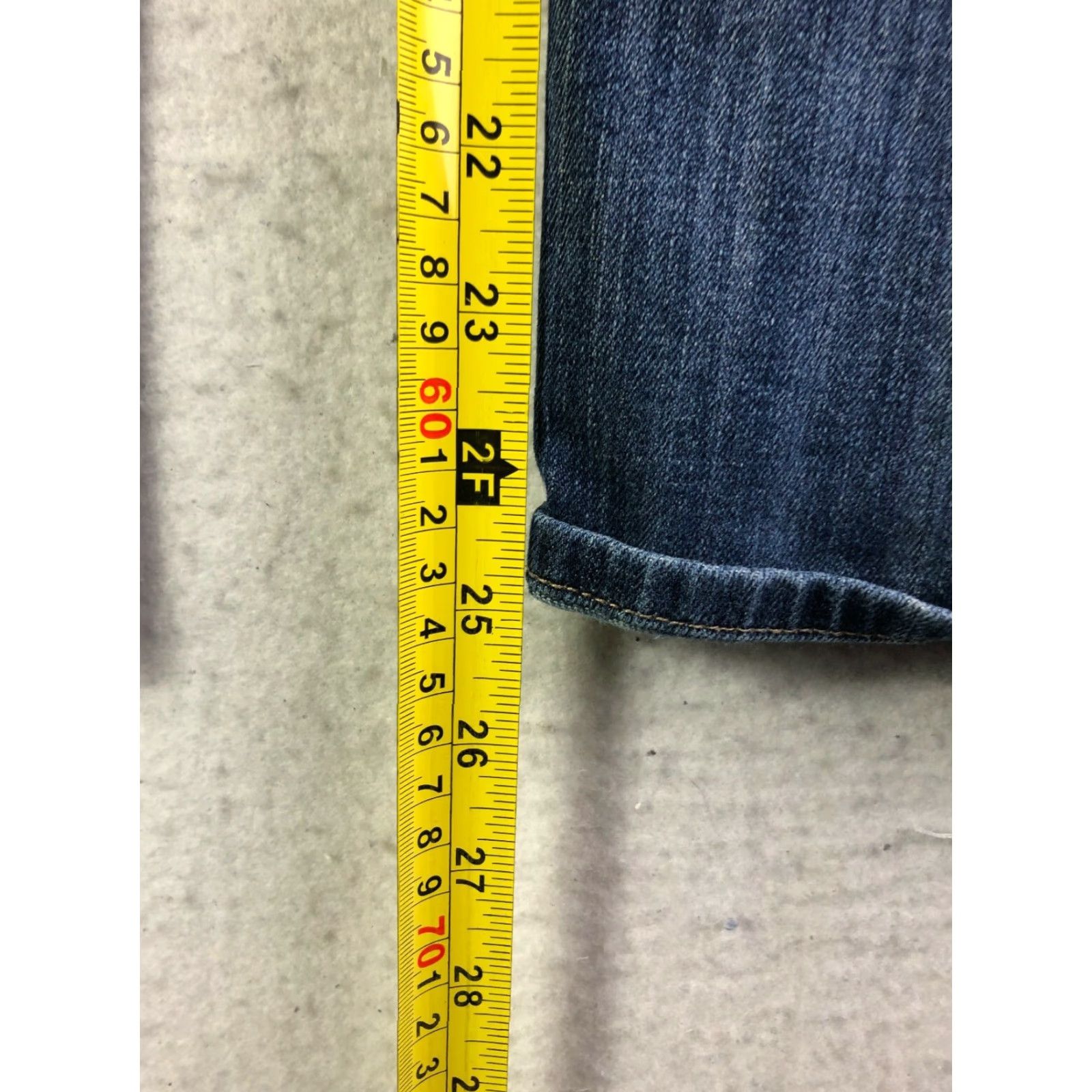 Vintage Lauren Conrad Juniors Size 0 Mid Rise Straight Leg Blue Denim Jeans Size 25" / US 0 / IT 36 - 3 Thumbnail