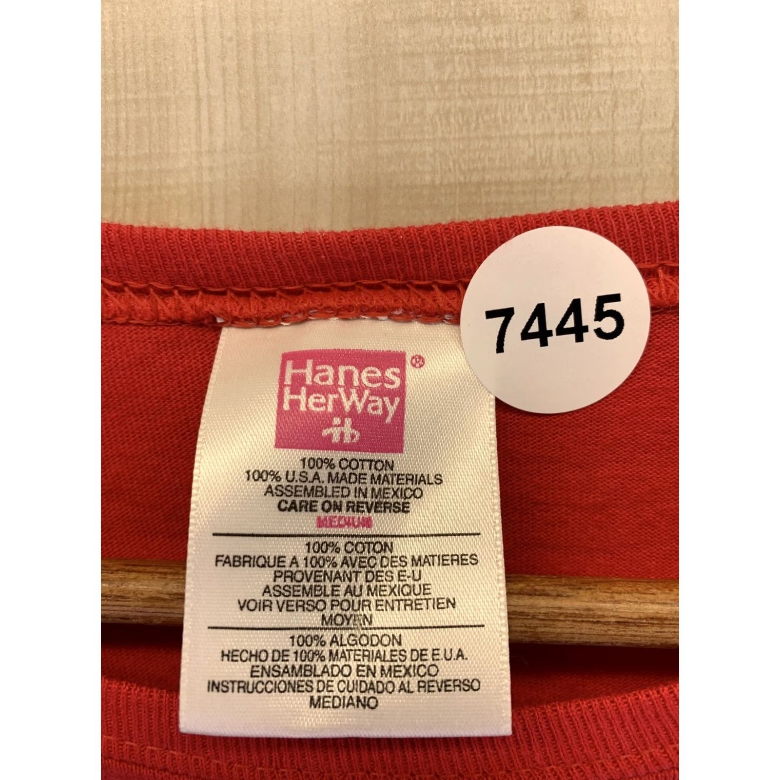 Hanes VINTAGE Hanes Shirt 1995 Single Stitch Graphic Dove Birds Heart Red XL Womens Mens Boys Girls Shirts? Size XL / US 12-14 / IT 48-50 - 5 Thumbnail