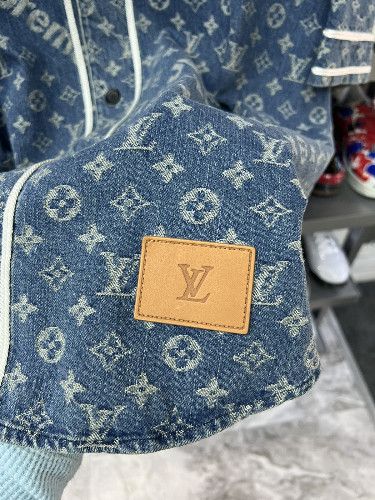 Louis Vuitton Louis Vuitton x Supreme Jacquard Denim Baseball Jersey Size US XL / EU 56 / 4 - 5 Thumbnail
