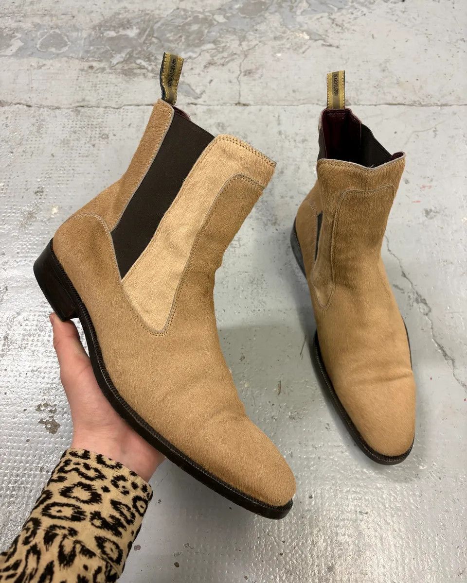 Roberto Cavalli 2000s Roberto Cavalli Beige Ponyhair Chelsea Leather Boots Size US 9 / EU 42 - 1 Thumbnail