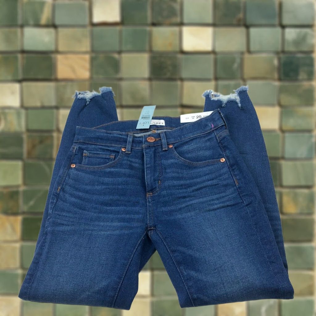 Ann Taylor LOFT Ann Taylor Skinny 25 Tag (Actual 26W 25L) NEW Frayed Stretch Jeans Size 26" / US 2 / IT 38 - 1 Thumbnail
