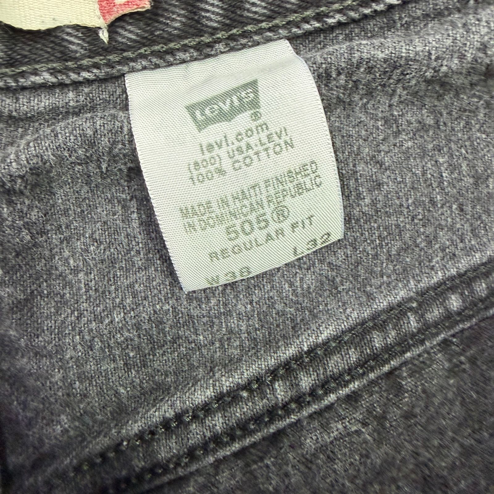 Levi's Vintage Levis 505 Jeans Men's 38x32 Black Denim Straight Fit Size US 38 / EU 54 - 4 Thumbnail