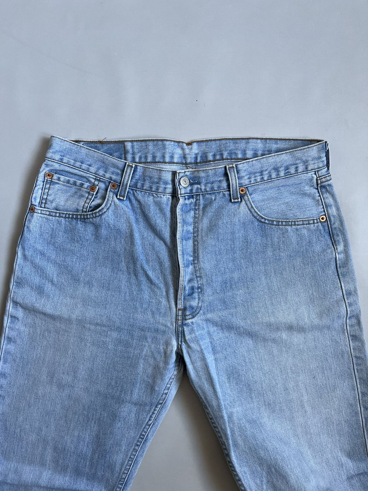 Levi's Vintage Levi’s 501 Blue Stonewashed Regular Fit Button Jeans Size US 36 / EU 52 - 11 Thumbnail