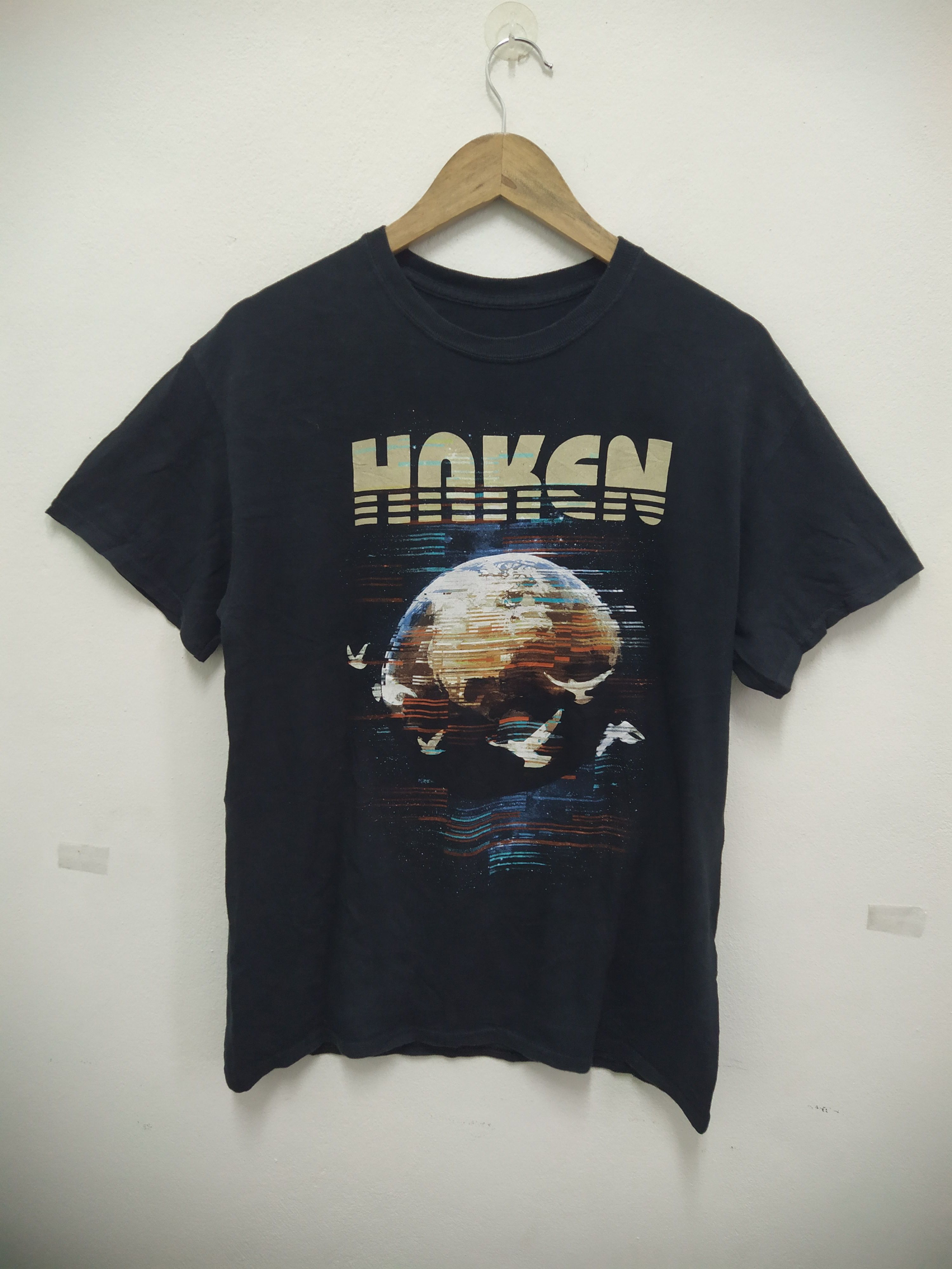 Band Tees Haken Band tour 2017 casual shirt Size US M / EU 48-50 / 2 - 1 Thumbnail