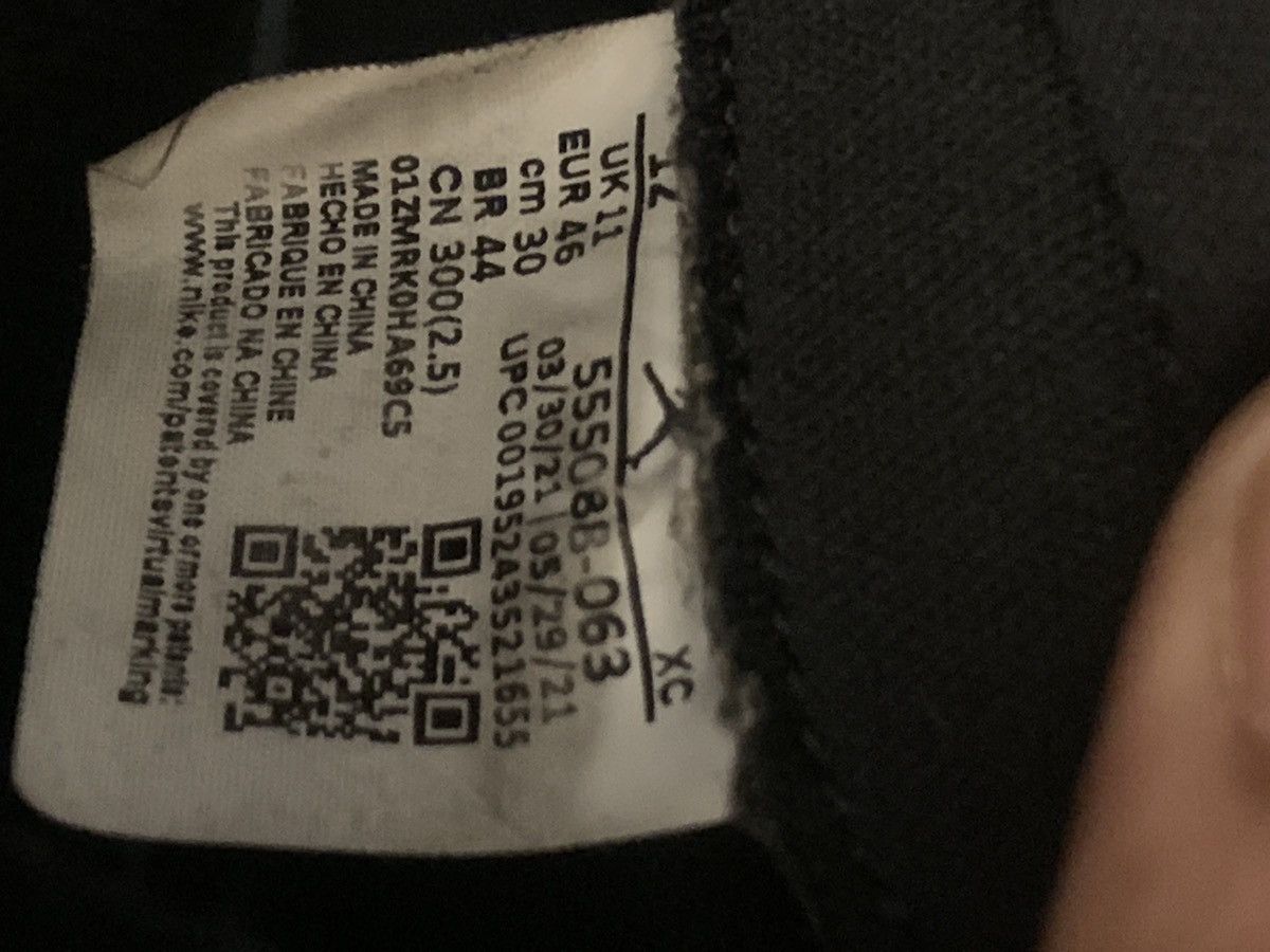 Jordan Brand Air jordan 1 retro high og Size US 12 / EU 45 - 5 Thumbnail