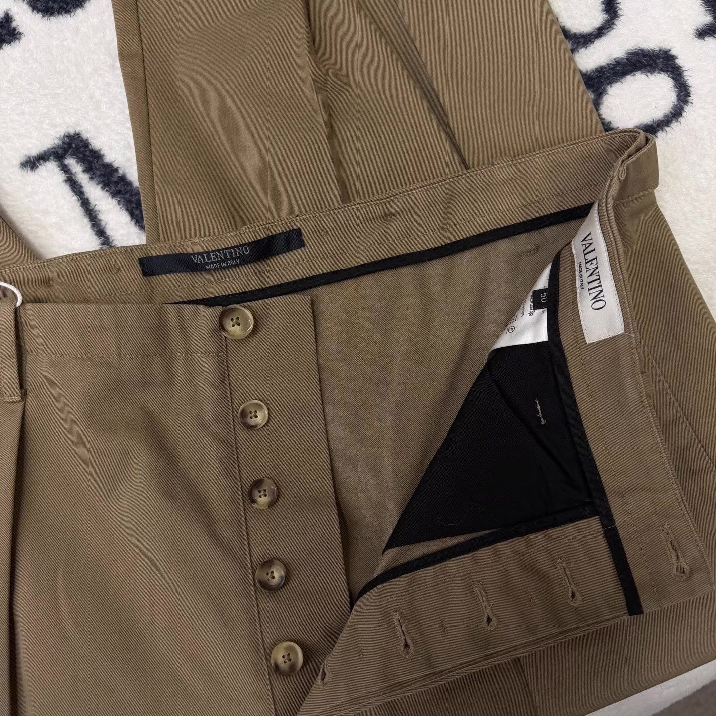 Valentino VALENTINO Khaki Cargo Pants Q10 Size US 36 / EU 52 - 2 Thumbnail