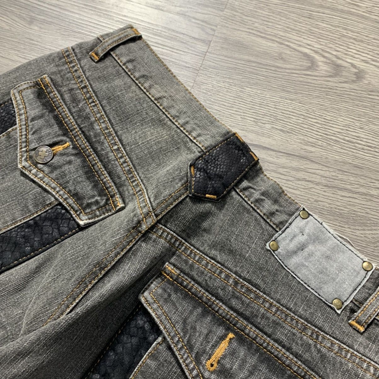 Other BERNINGS-SHO DISTRESSED FLARE JEANS Size 30" / US 8 / IT 44 - 10 Thumbnail