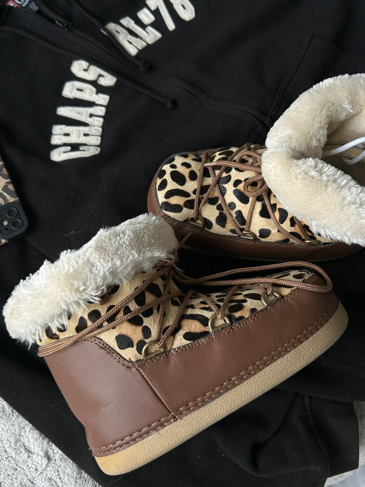Moon Boot Leopard boots moonboot style yeti Size US 6.5 / IT 36.5 - 8 Thumbnail