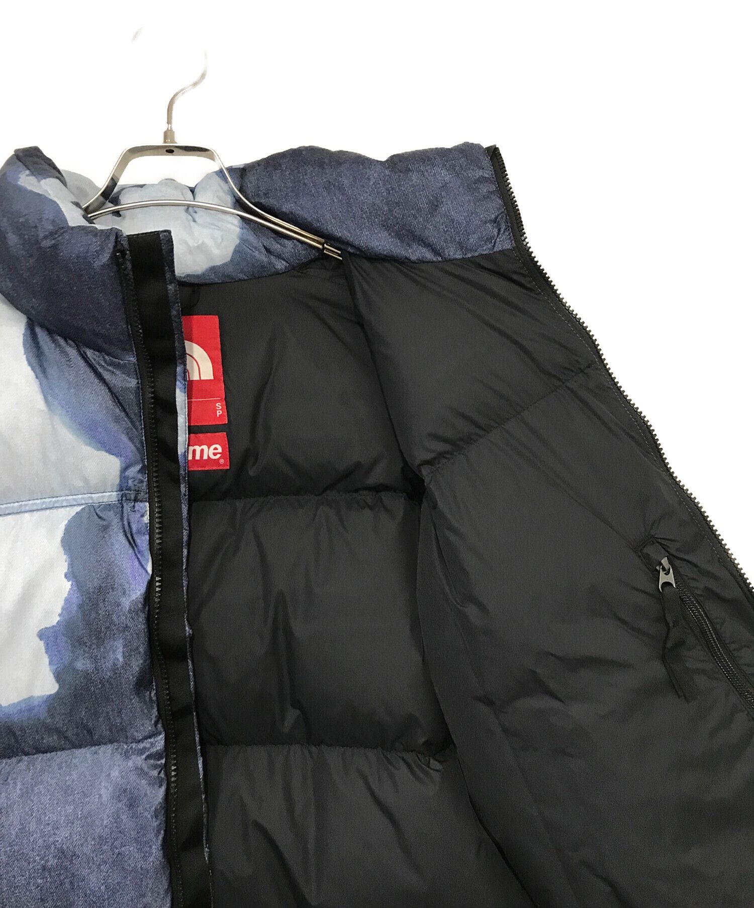 Supreme × The North Face Supreme x THE NORTH FACE Bleached Denim Print Nuptse Jacket Size US S / EU 44-46 / 1 - 6 Thumbnail