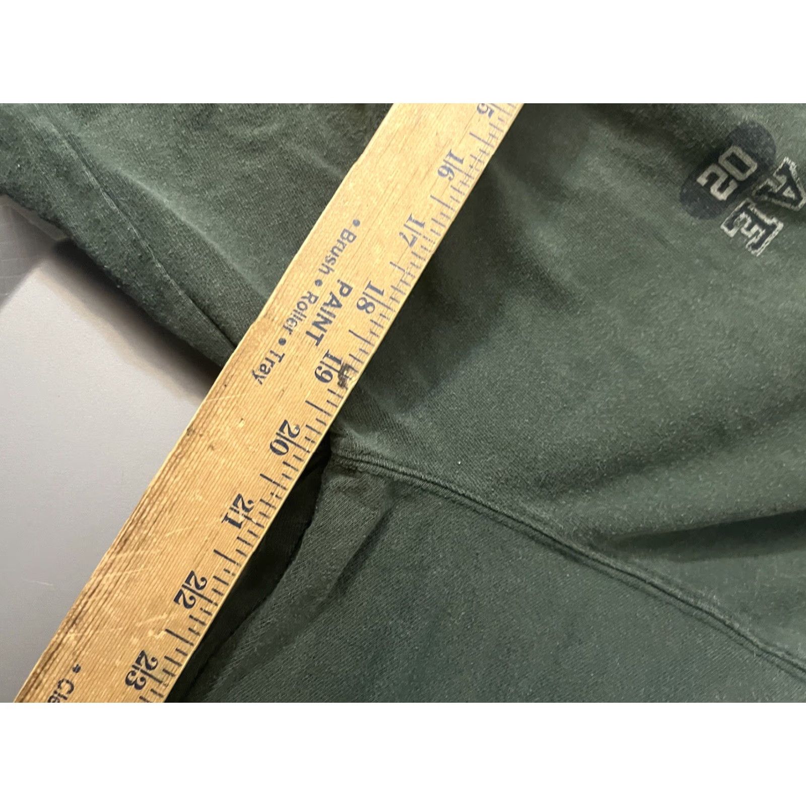 American Eagle Outfitters American Eagle Outfitters Men’s Green Hoodie Sz M Pullover Crew Neck Logo Vintage No Size US M / EU 48-50 / 2 - 5 Thumbnail
