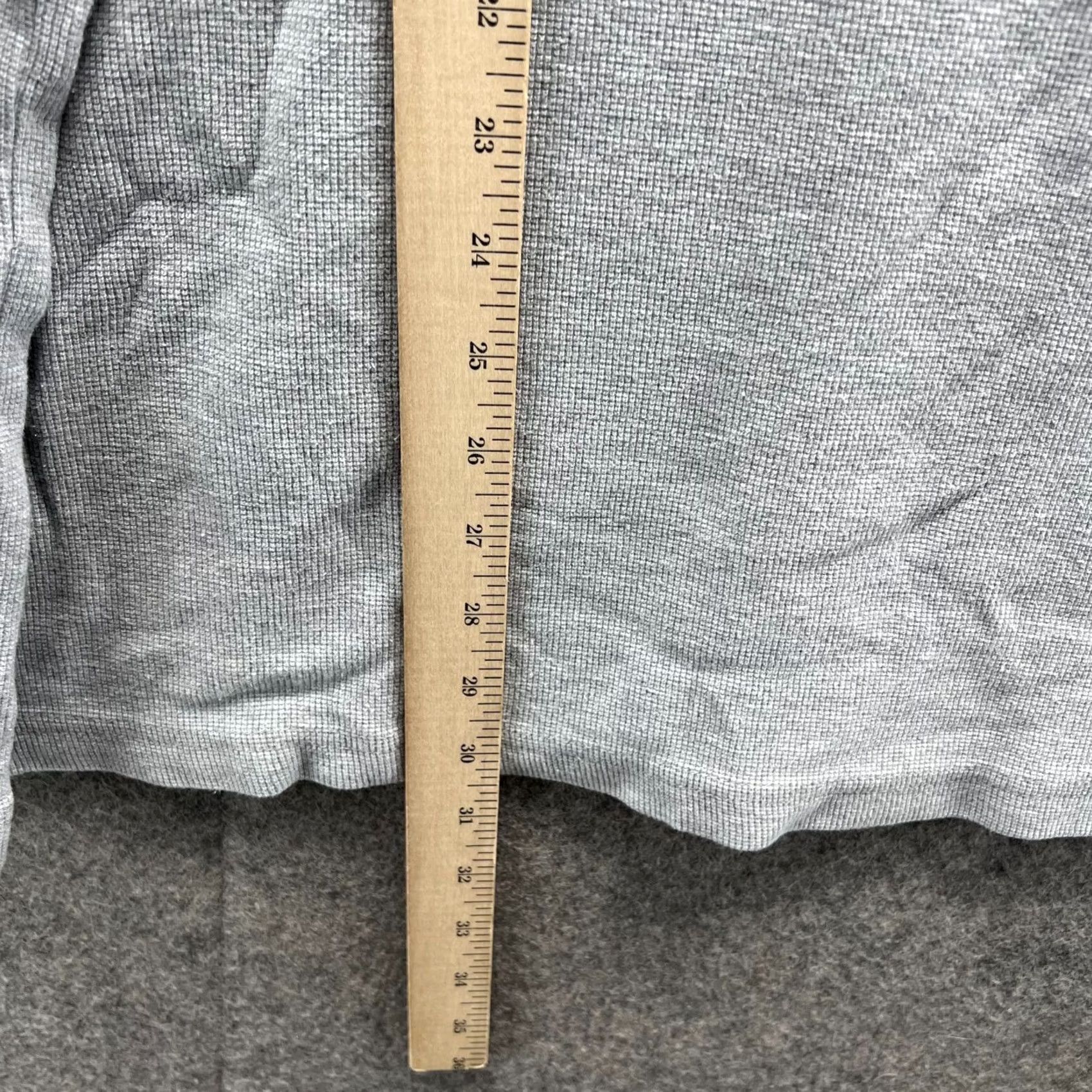 Tommy Hilfiger VINTAGE Tommy Hilfiger Sweater Men XXL Adult Gray Crewneck Pullover Fleece 90s Size US XXL / EU 58 / 5 - 7 Thumbnail