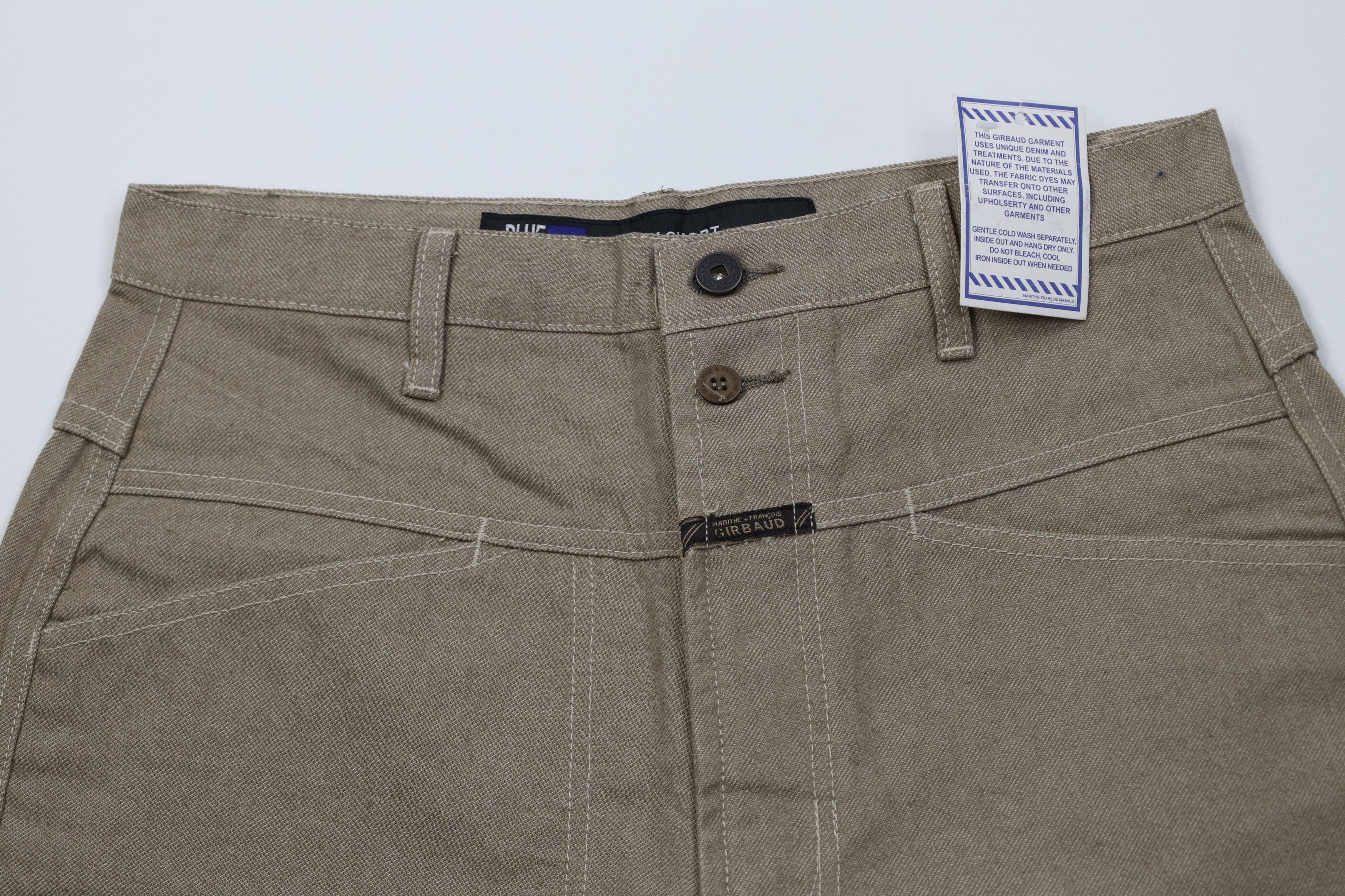 Marithe + Francois Girbaud Deadstock Vintage 90s Marithe Francois Girbaud Denim Shorts Size US 32 / EU 48 - 2 Thumbnail