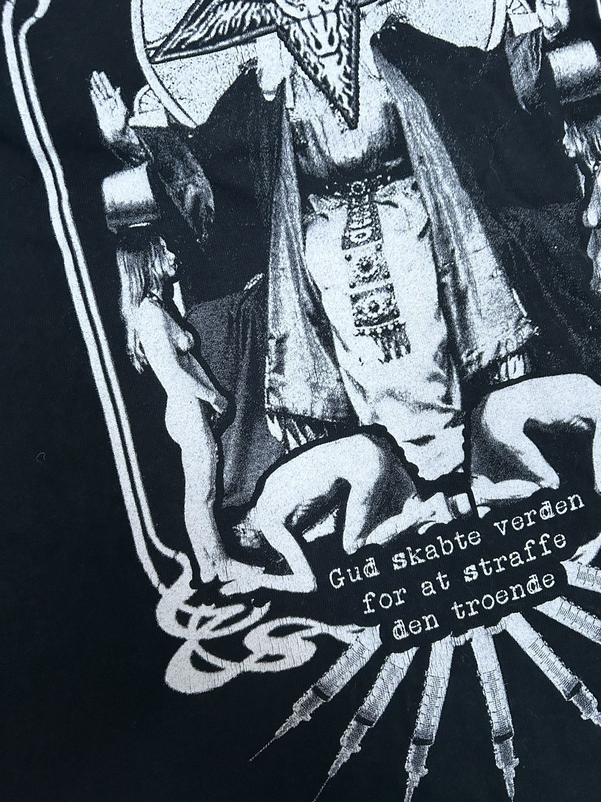 Band Tees × Vintage vintage CZAR scandinavian band tee gore goth Size US M / EU 48-50 / 2 - 5 Thumbnail