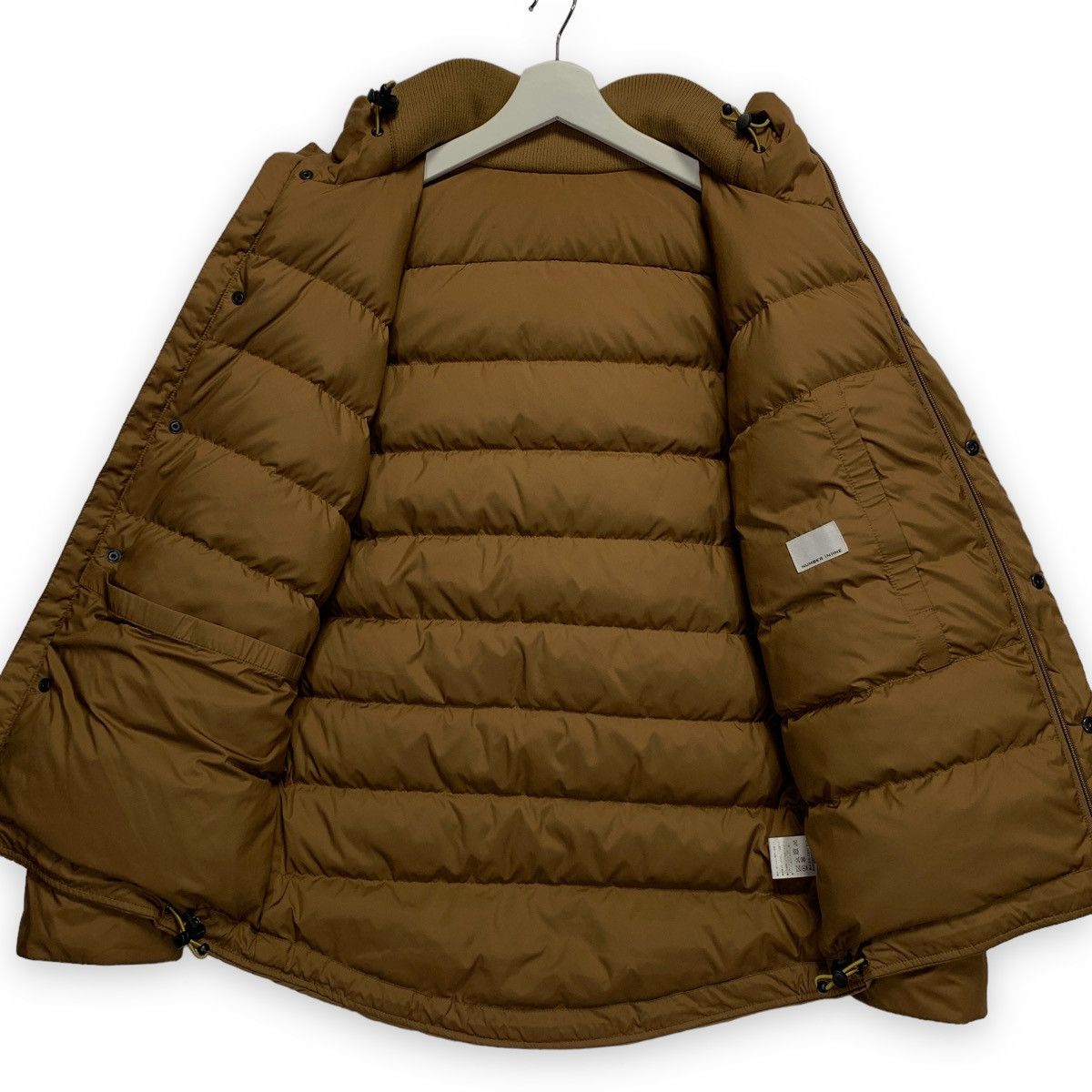 Number (N)ine NUMBER NINE LOGO DOWN PUFFER JACKET BROWN Size US S / EU 44-46 / 1 - 5 Thumbnail