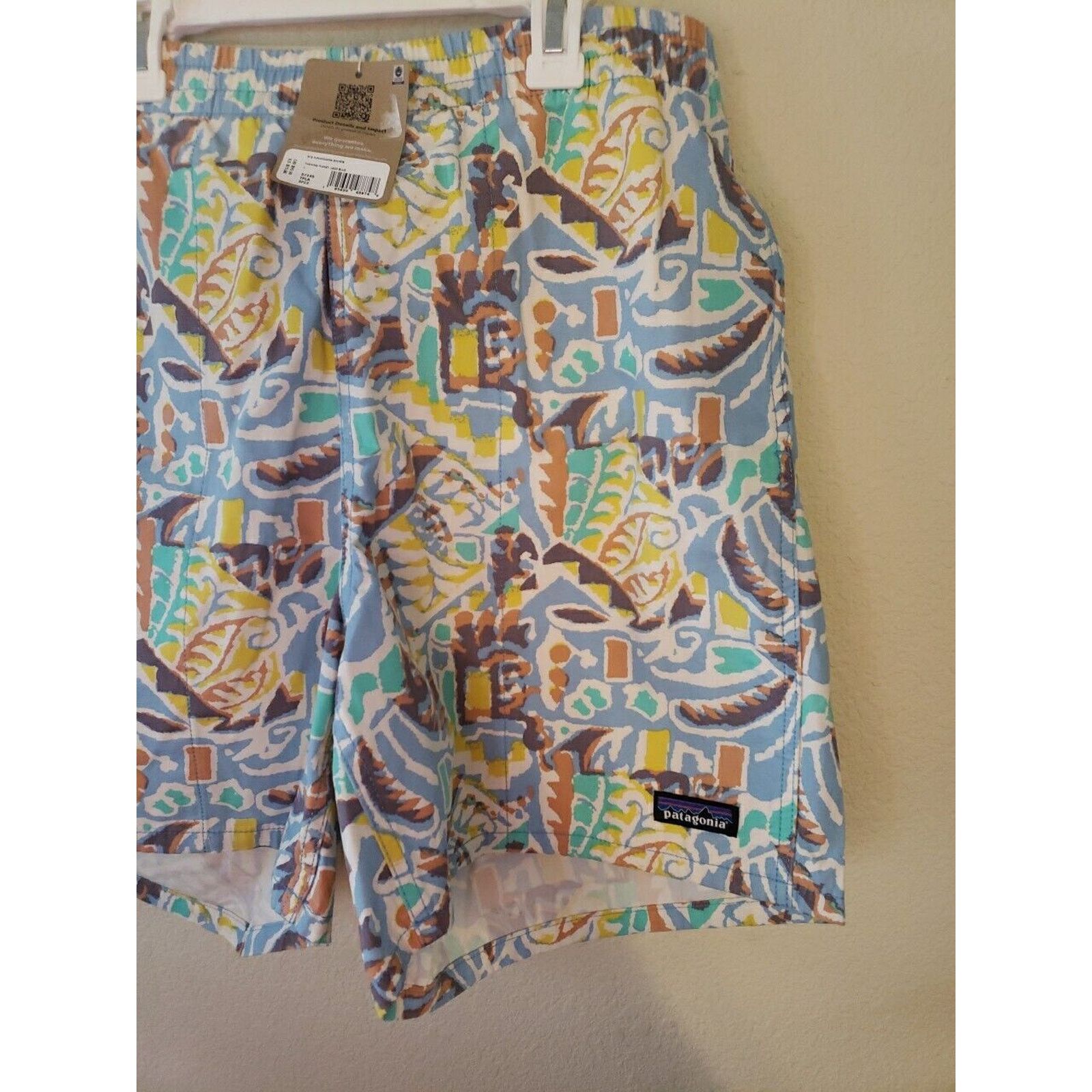 Patagonia Patagonia Funhoggers Shorts Mens Large Abstract Geometric Size US 36 / EU 52 - 13 Thumbnail