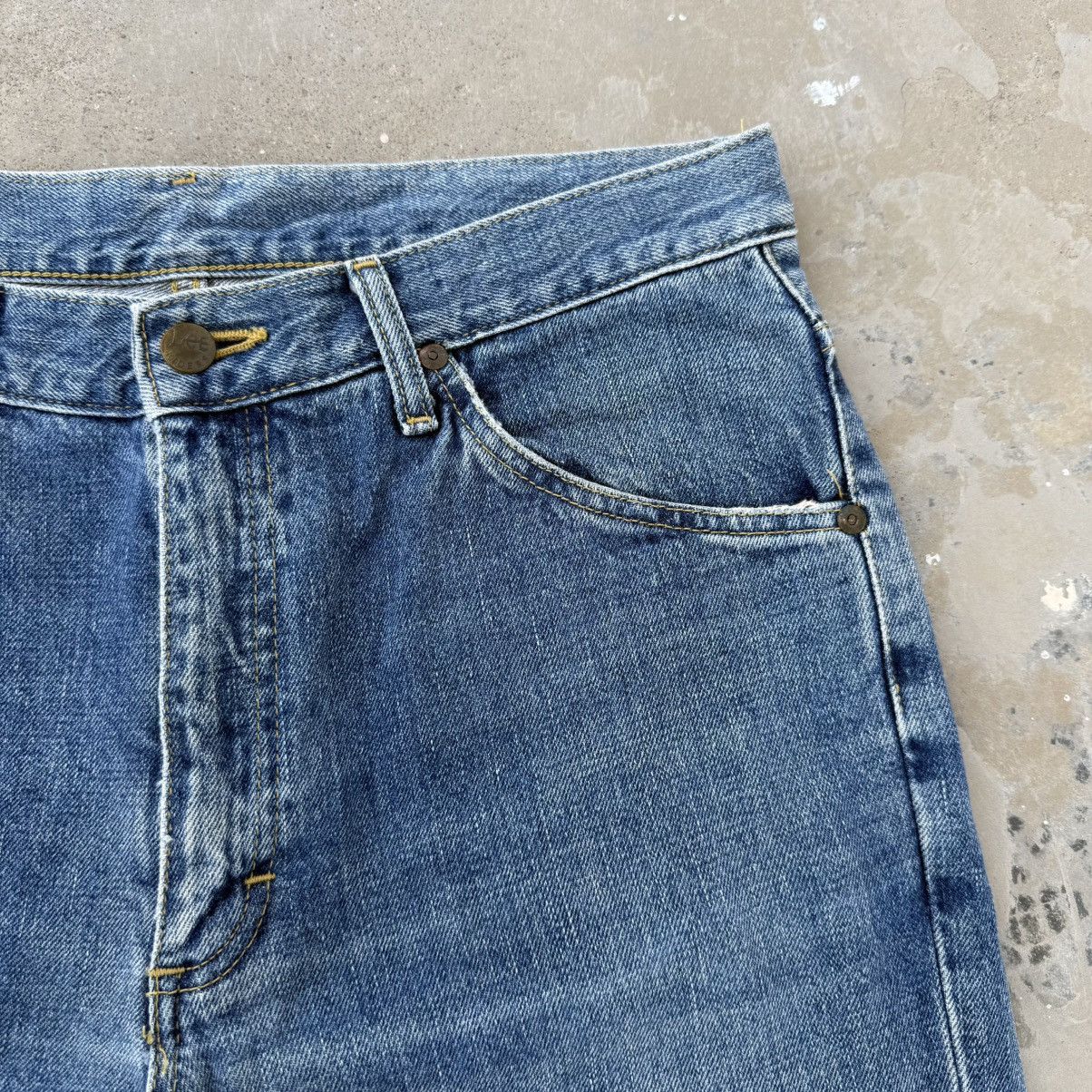 Lee W32 Vintage Lee Flare Denim Faded Jean Pants Size US 32 / EU 48 - 8 Thumbnail