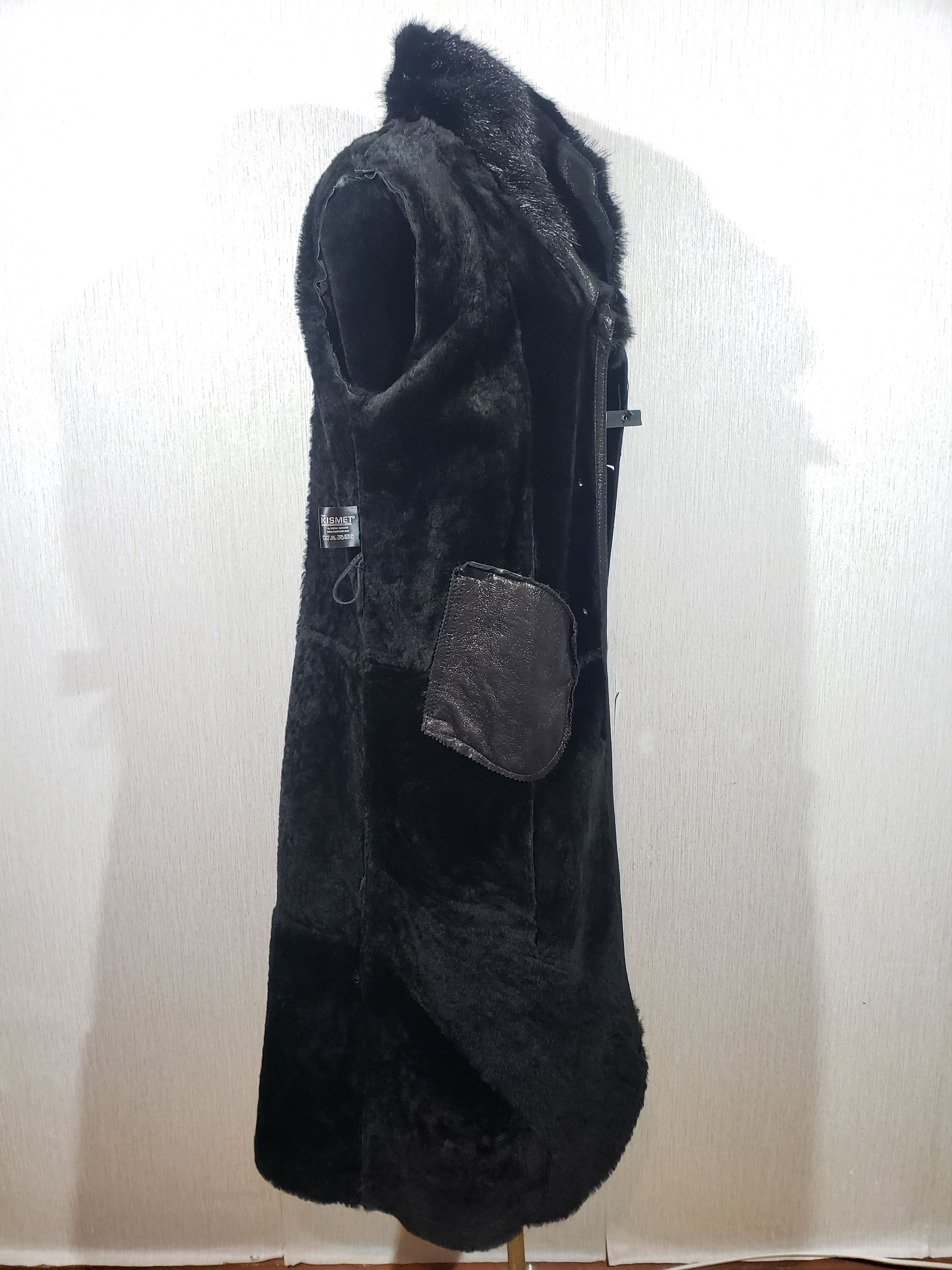 Other Stylish black sheepskin coat with mink fur inserts. Size L / US 10 / IT 46 - 6 Thumbnail