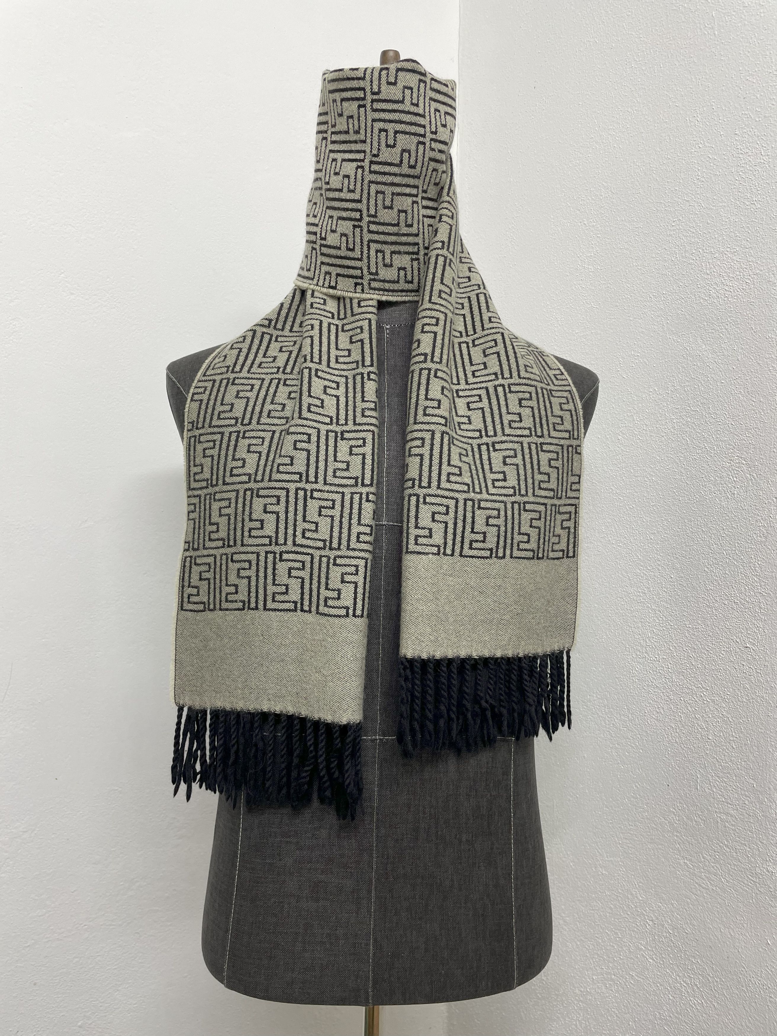 Fendi Fendi Scarf / Muffler - 6166 Size ONE SIZE - 3 Thumbnail